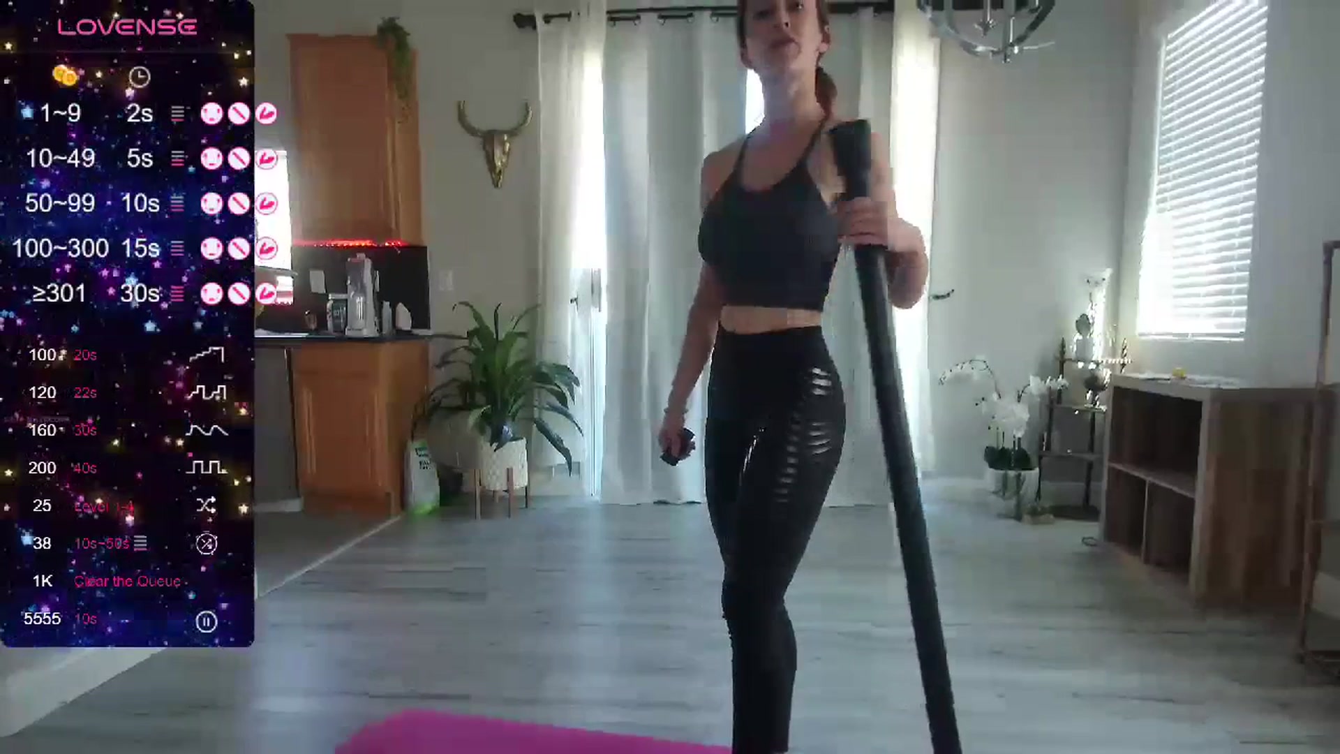 Gallery image thumbnail from tease4lisa's myfreecams stream on, 10/19/2023, 19:03 image 4 of 20