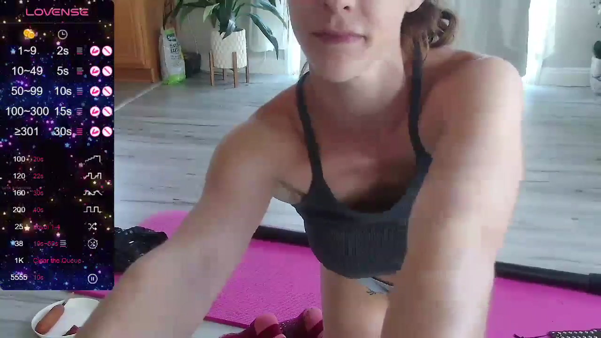 Gallery image thumbnail from tease4lisa's myfreecams stream on, 10/19/2023, 19:53 image 14 of 20