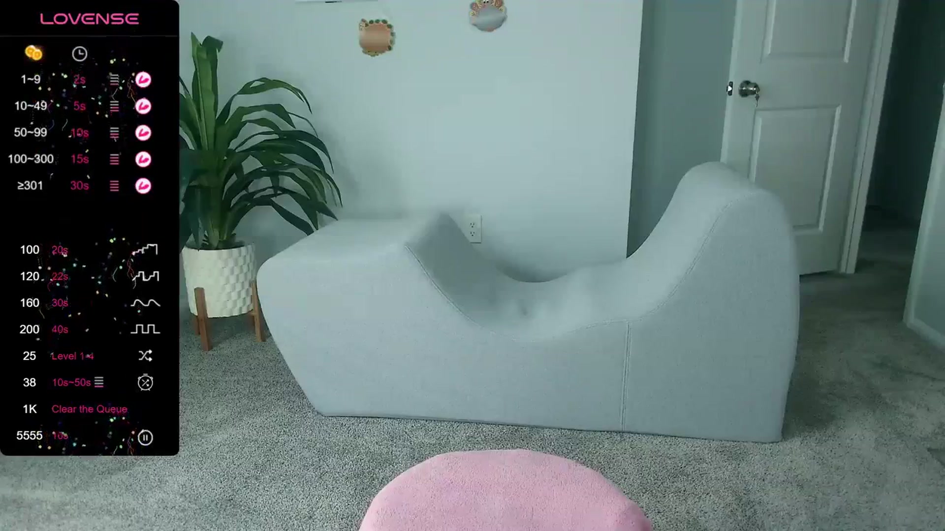 Gallery image thumbnail from tease4lisa's myfreecams stream on, 11/06/2023, 21:33 image 18 of 20