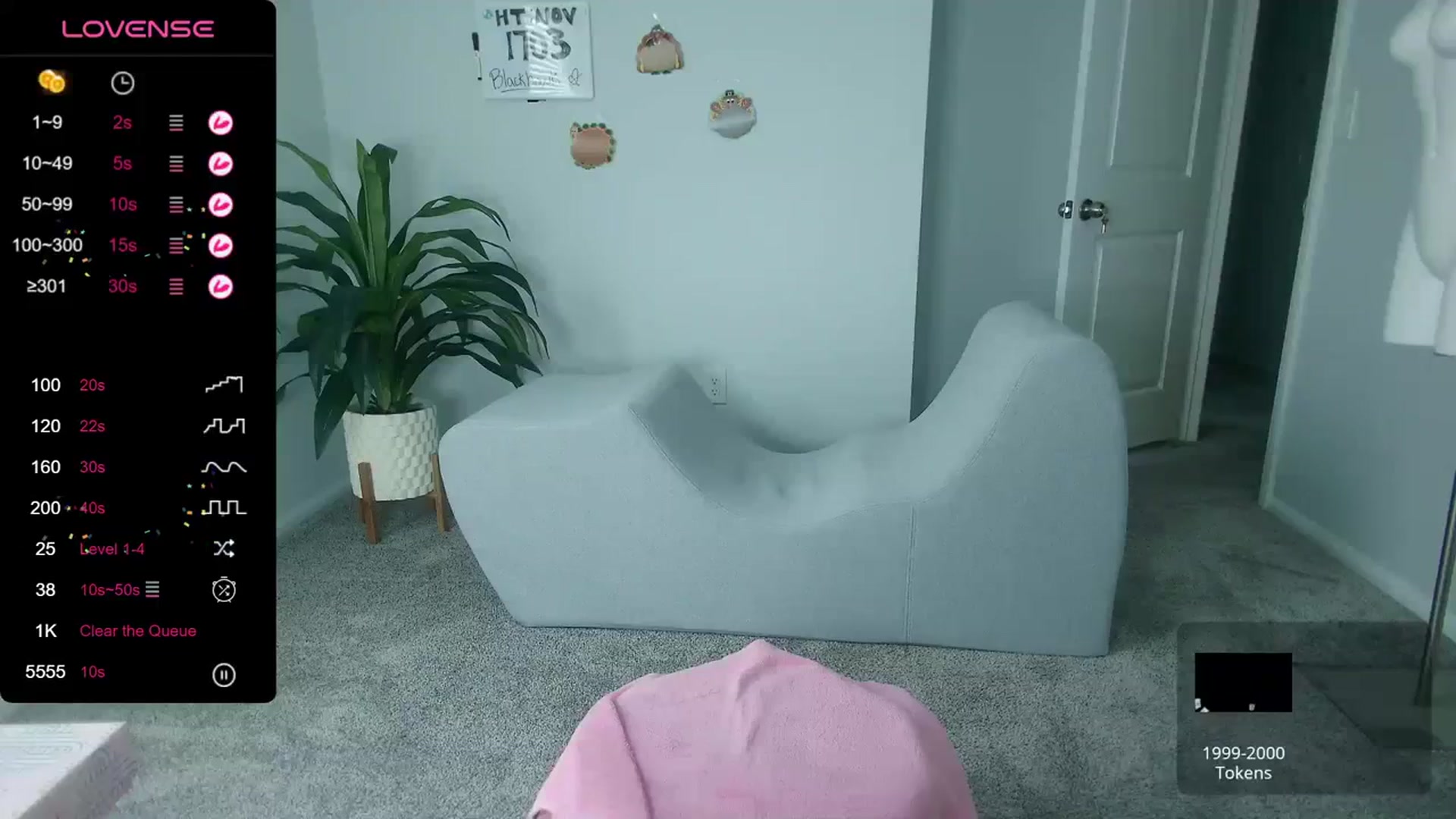 Gallery image thumbnail from tease4lisa's myfreecams stream on, 11/06/2023, 23:23 image 12 of 20