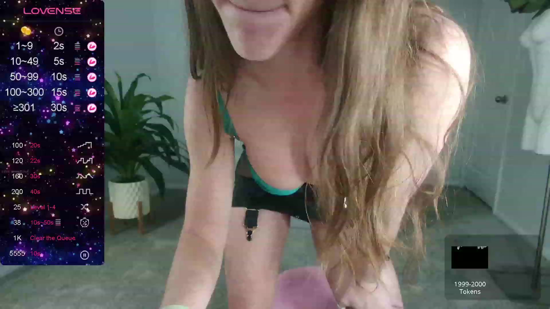 Gallery image thumbnail from tease4lisa's myfreecams stream on, 12/04/2023, 20:06 image 14 of 20