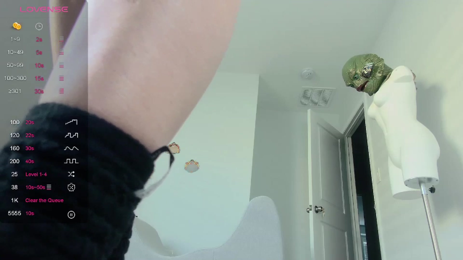 Gallery image thumbnail from tease4lisa's myfreecams stream on, 12/06/2023, 22:41 image 13 of 20
