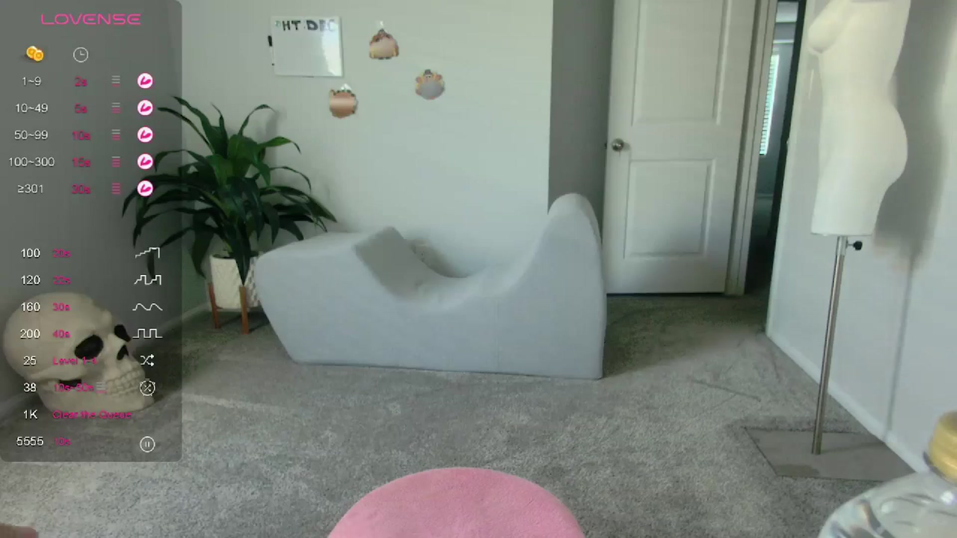 Gallery image thumbnail from tease4lisa's myfreecams stream on, 12/08/2023, 19:05 image 9 of 20
