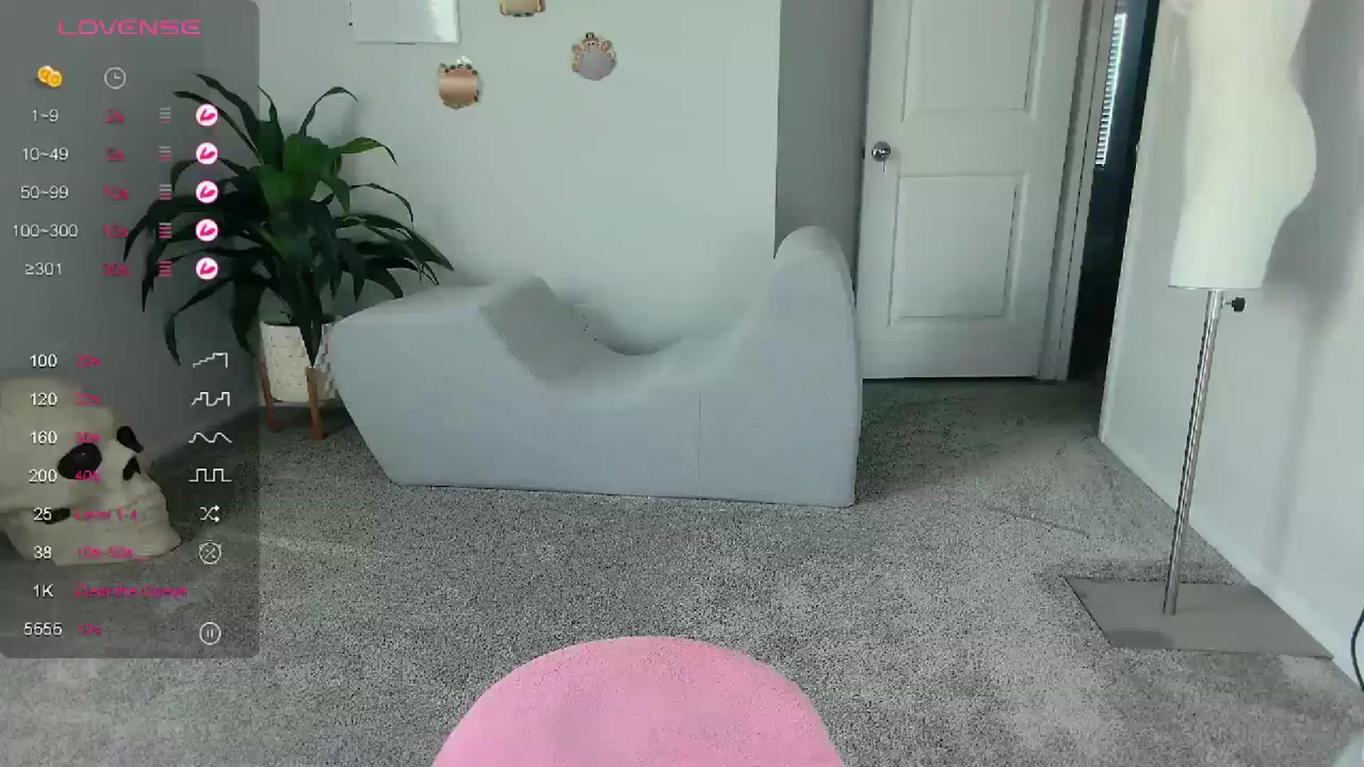 Gallery image thumbnail from tease4lisa's myfreecams stream on, 12/08/2023, 20:26 image 13 of 20