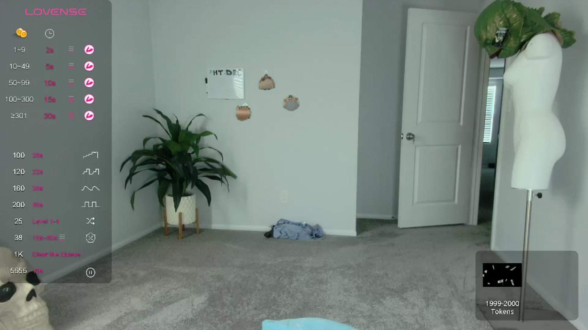 Gallery image thumbnail from tease4lisa's myfreecams stream on, 12/12/2023, 21:54 image 8 of 20
