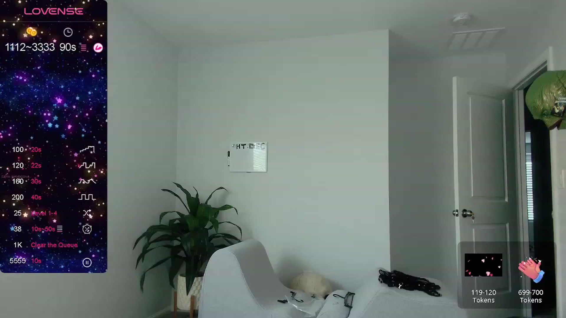 Gallery image thumbnail from tease4lisa's myfreecams stream on, 01/05/2024, 22:40 image 13 of 20