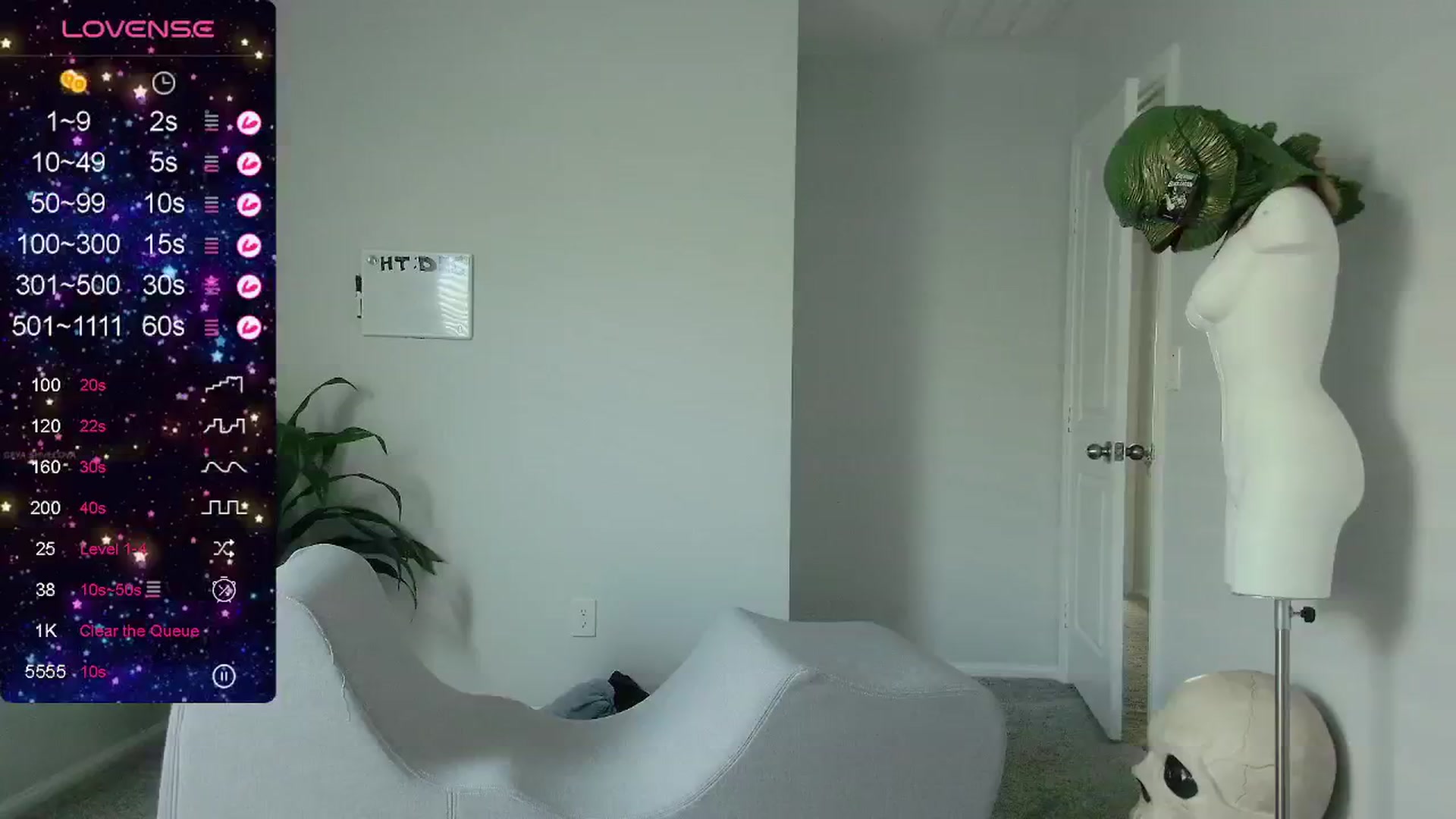 Gallery image thumbnail from tease4lisa's myfreecams stream on, 01/28/2024, 16:26 image 11 of 20