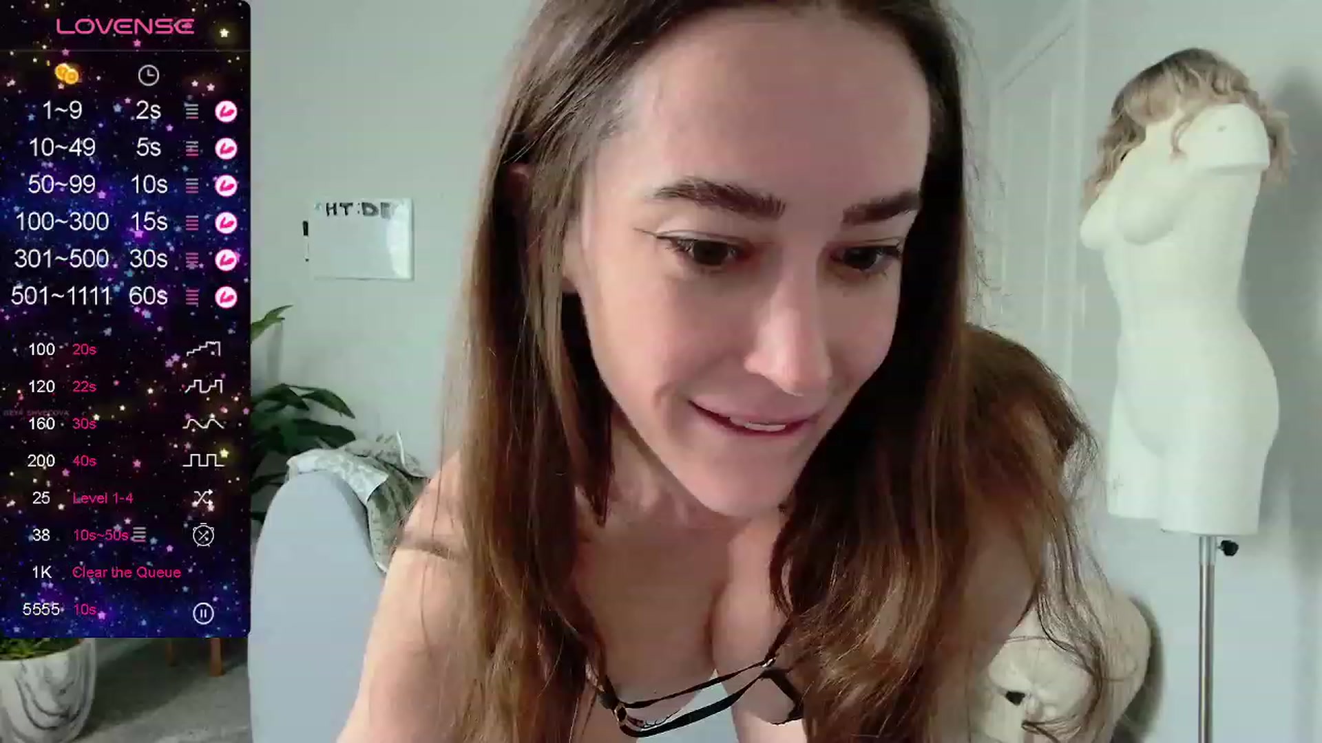 Gallery image thumbnail from tease4lisa's myfreecams stream on, 03/09/2024, 21:01 image 4 of 20