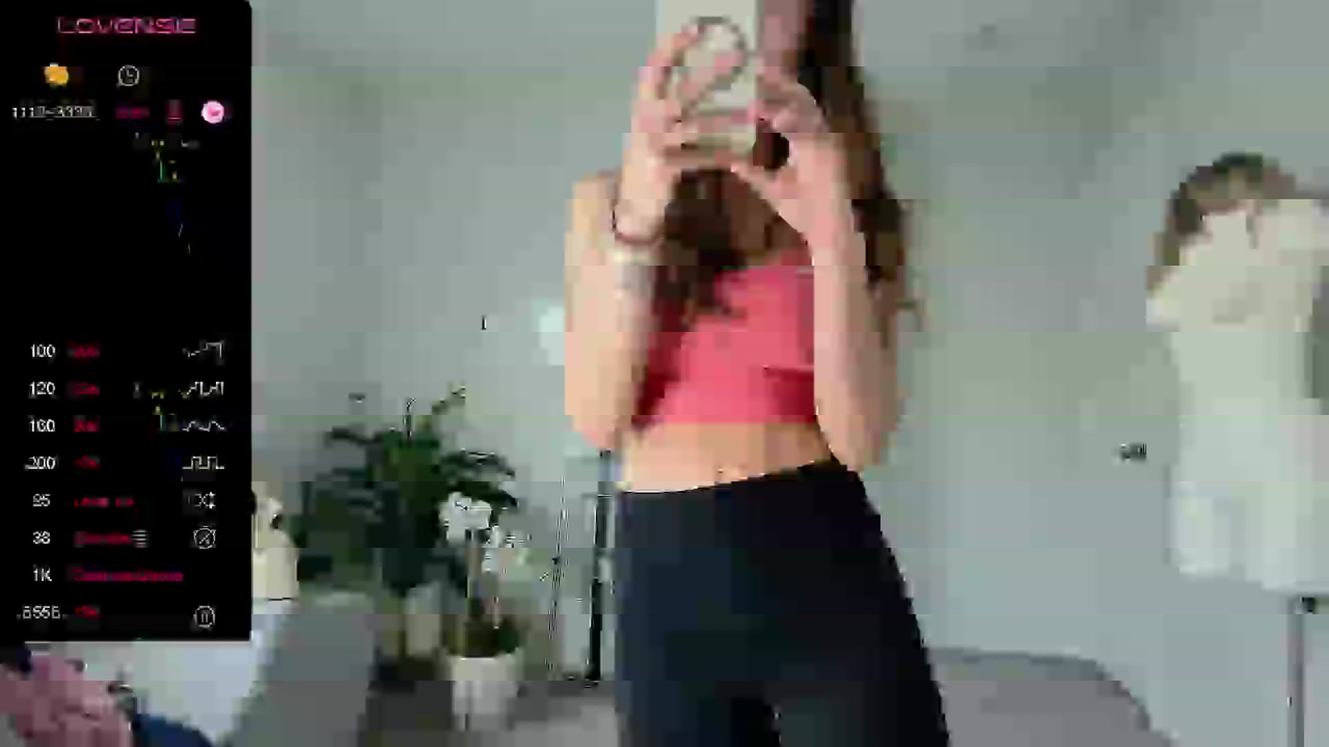 Gallery image thumbnail from tease4lisa's myfreecams stream on, 05/31/2024, 18:17 image 10 of 20