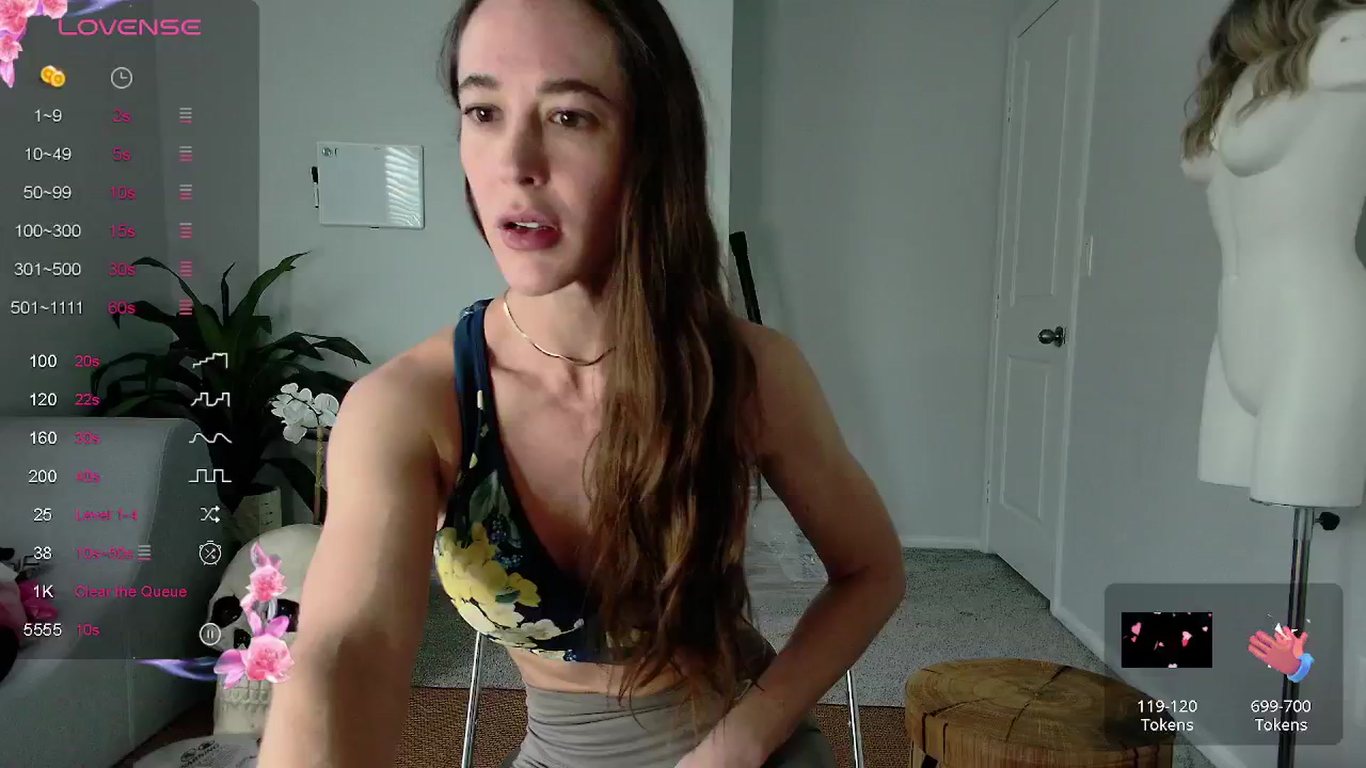 Gallery image thumbnail from tease4lisa's myfreecams stream on, 07/13/2024, 18:07 image 2 of 20