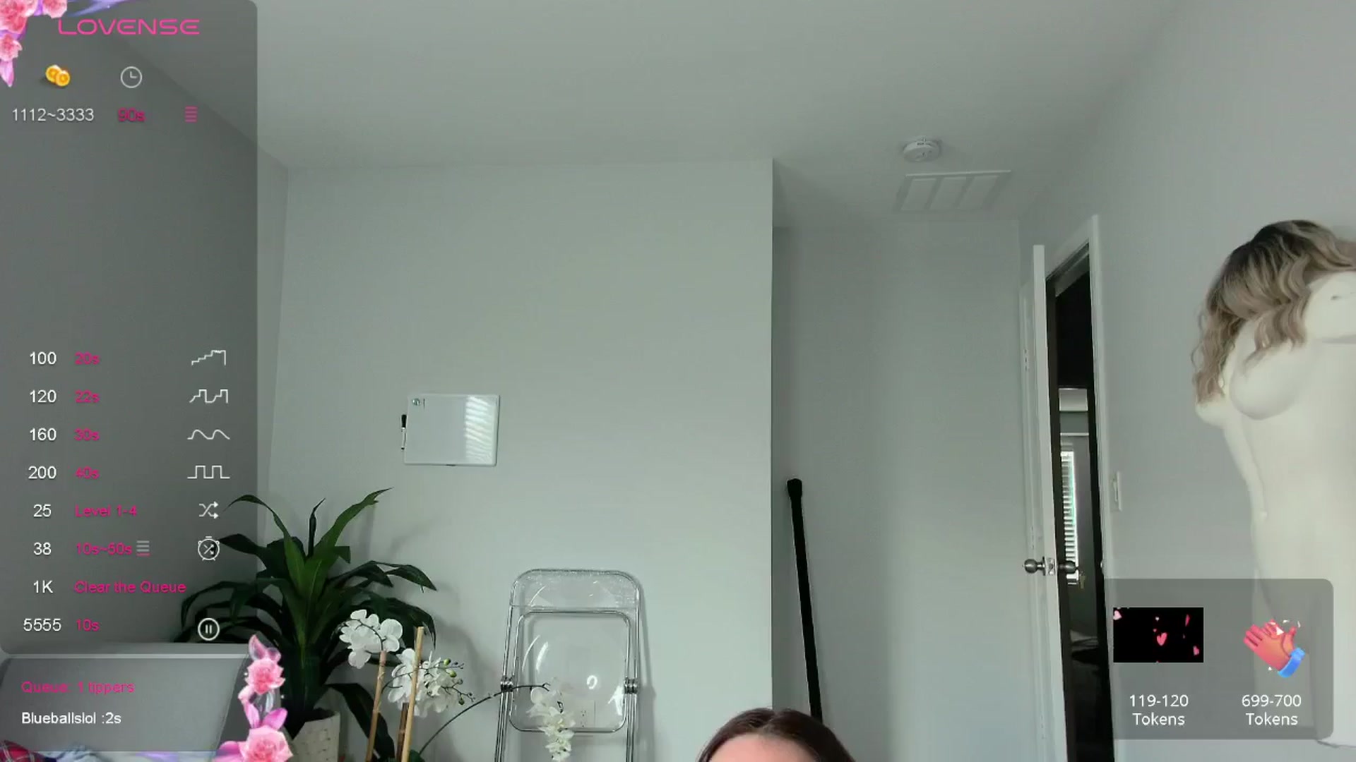 Gallery image thumbnail from tease4lisa's myfreecams stream on, 07/22/2024, 23:12 image 15 of 20