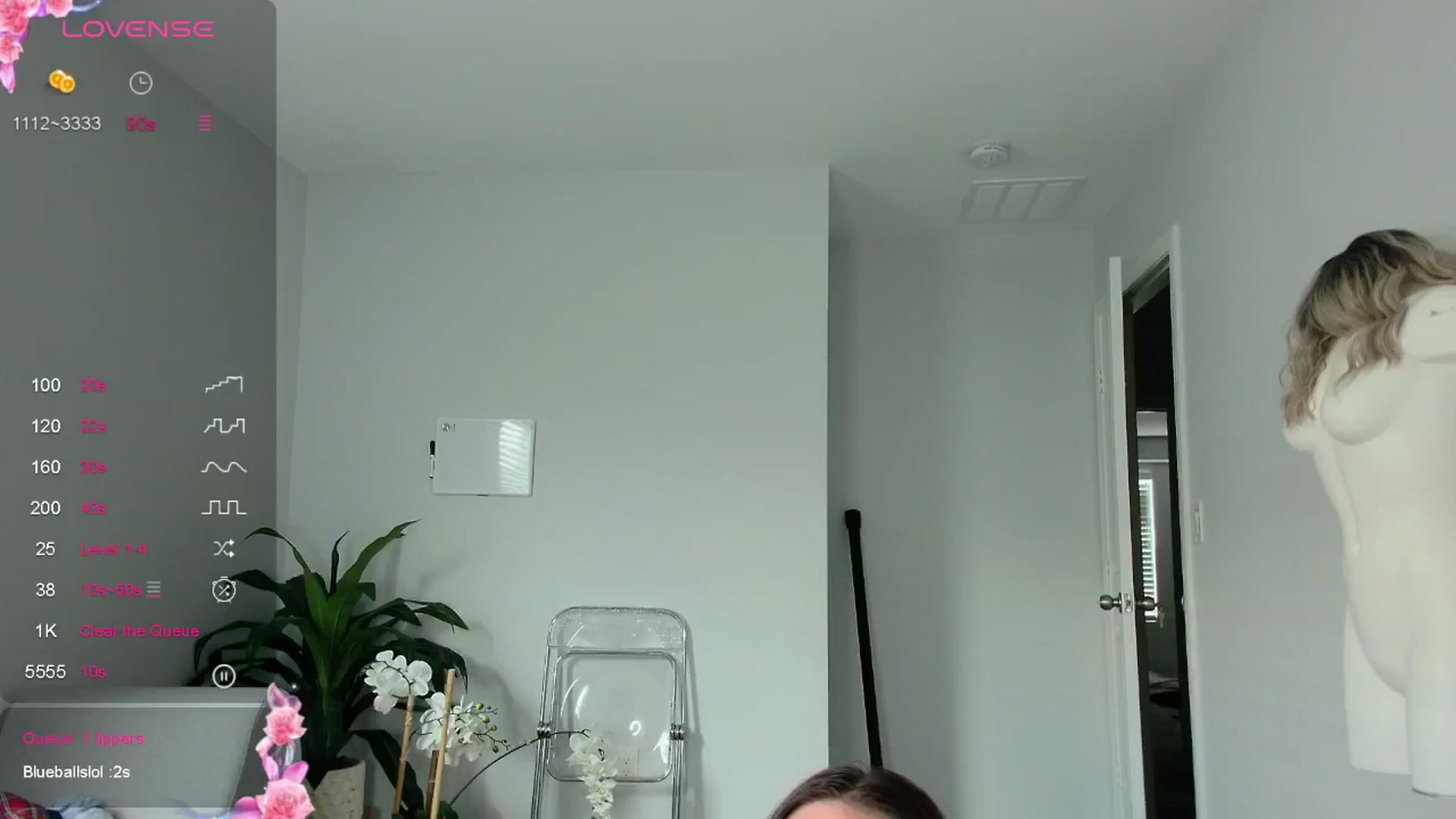 Gallery image thumbnail from tease4lisa's myfreecams stream on, 07/22/2024, 23:12 image 16 of 20