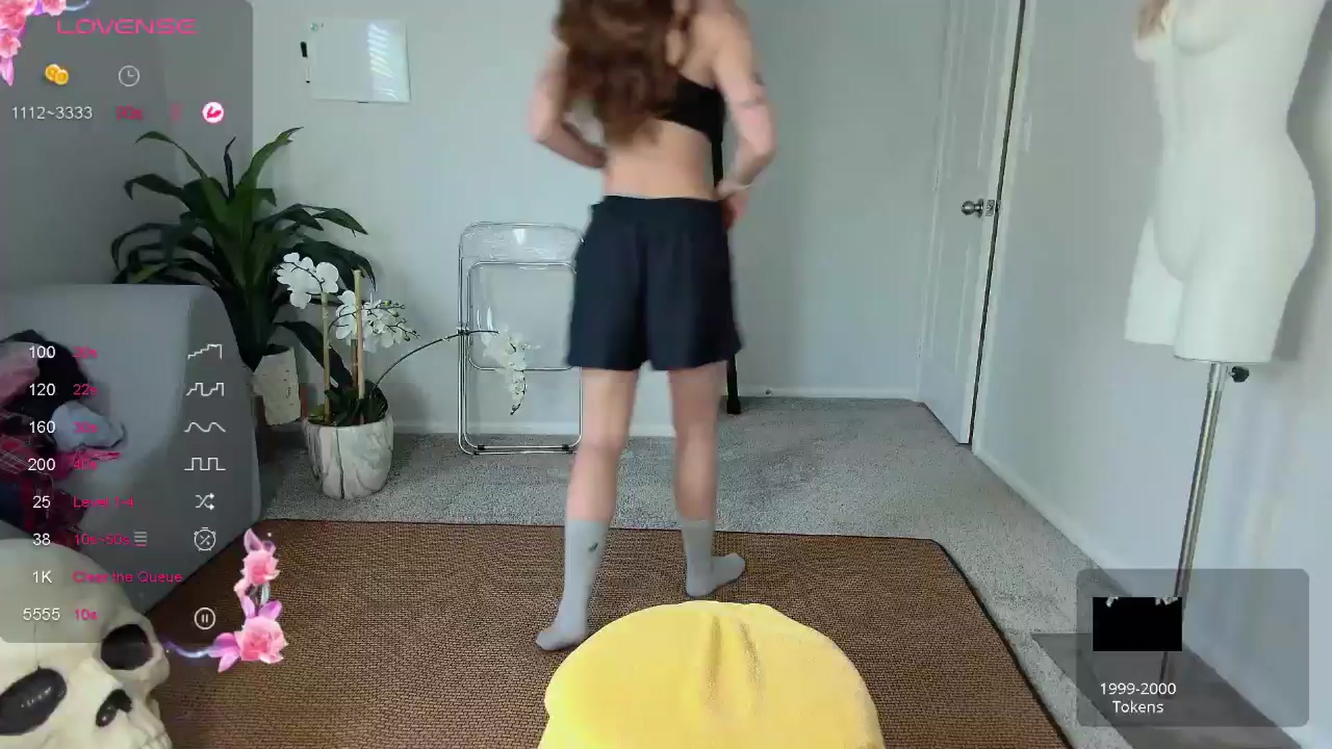 Gallery image thumbnail from tease4lisa's myfreecams stream on, 07/29/2024, 15:05 image 13 of 20