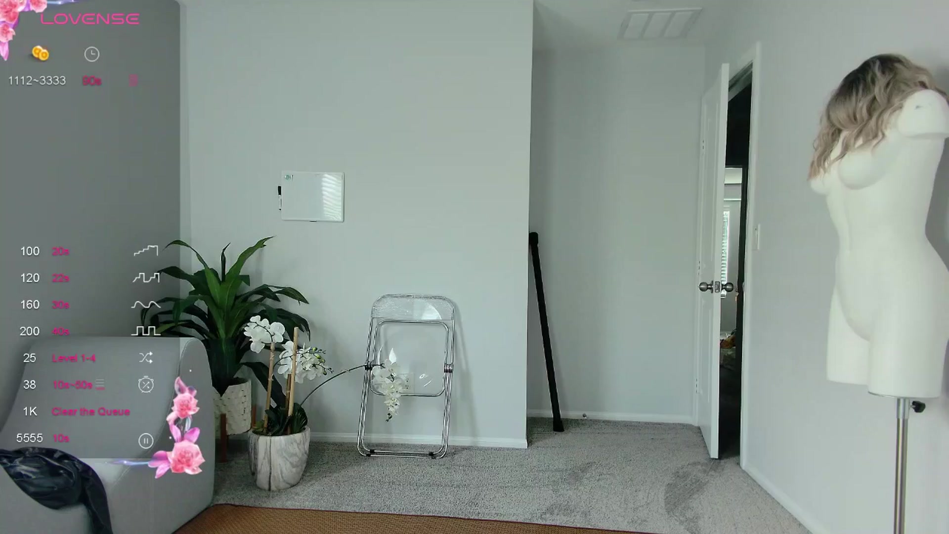 Gallery image thumbnail from tease4lisa's myfreecams stream on, 08/07/2024, 18:53 image 10 of 20