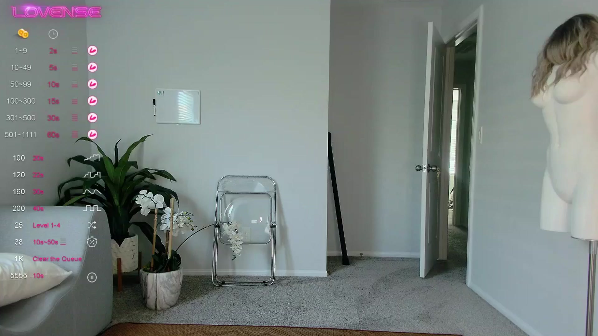 Gallery image thumbnail from tease4lisa's myfreecams stream on, 08/28/2024, 15:59 image 19 of 20