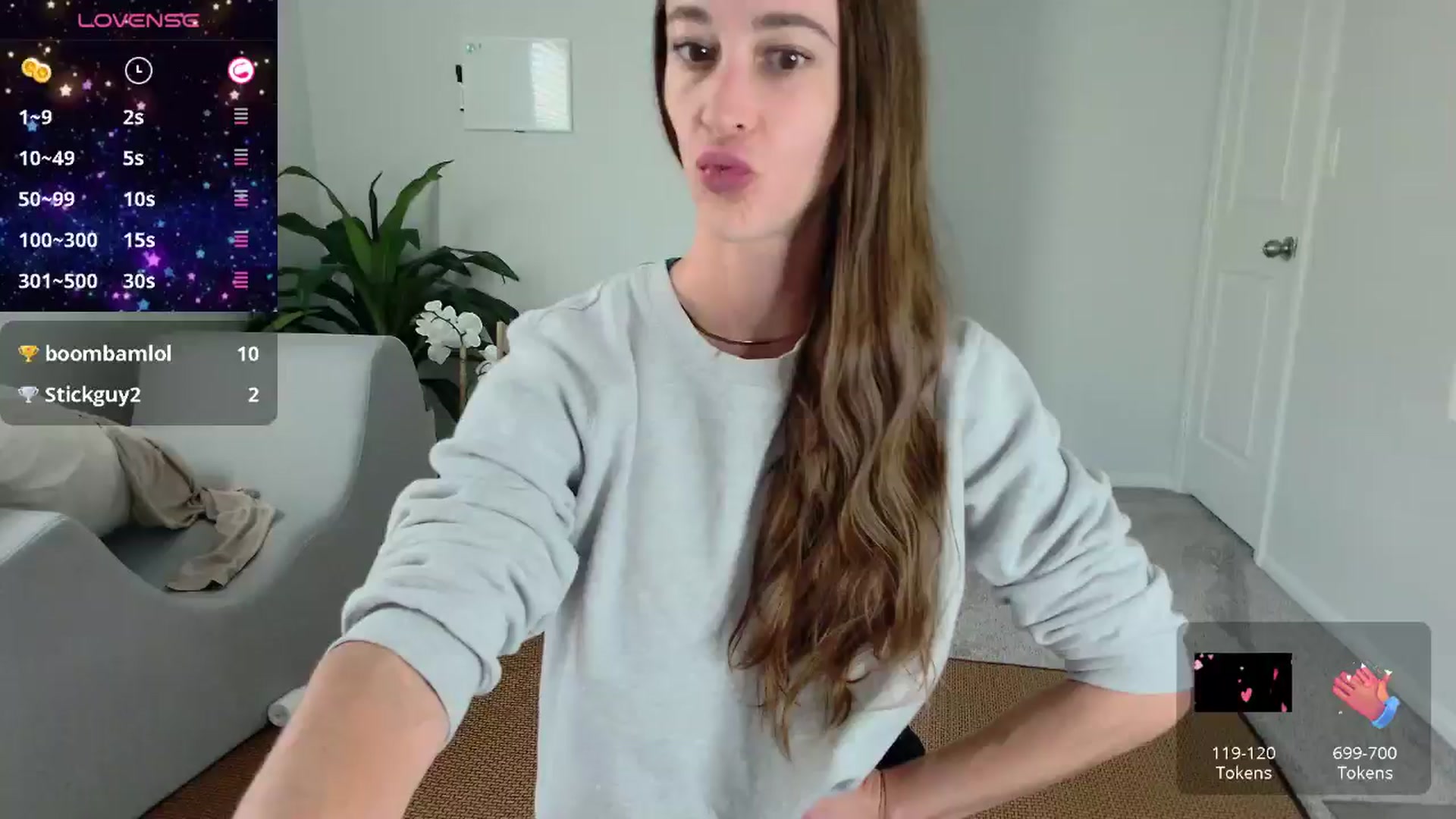 Gallery image thumbnail from tease4lisa's myfreecams stream on, 09/18/2024, 18:27 image 9 of 20
