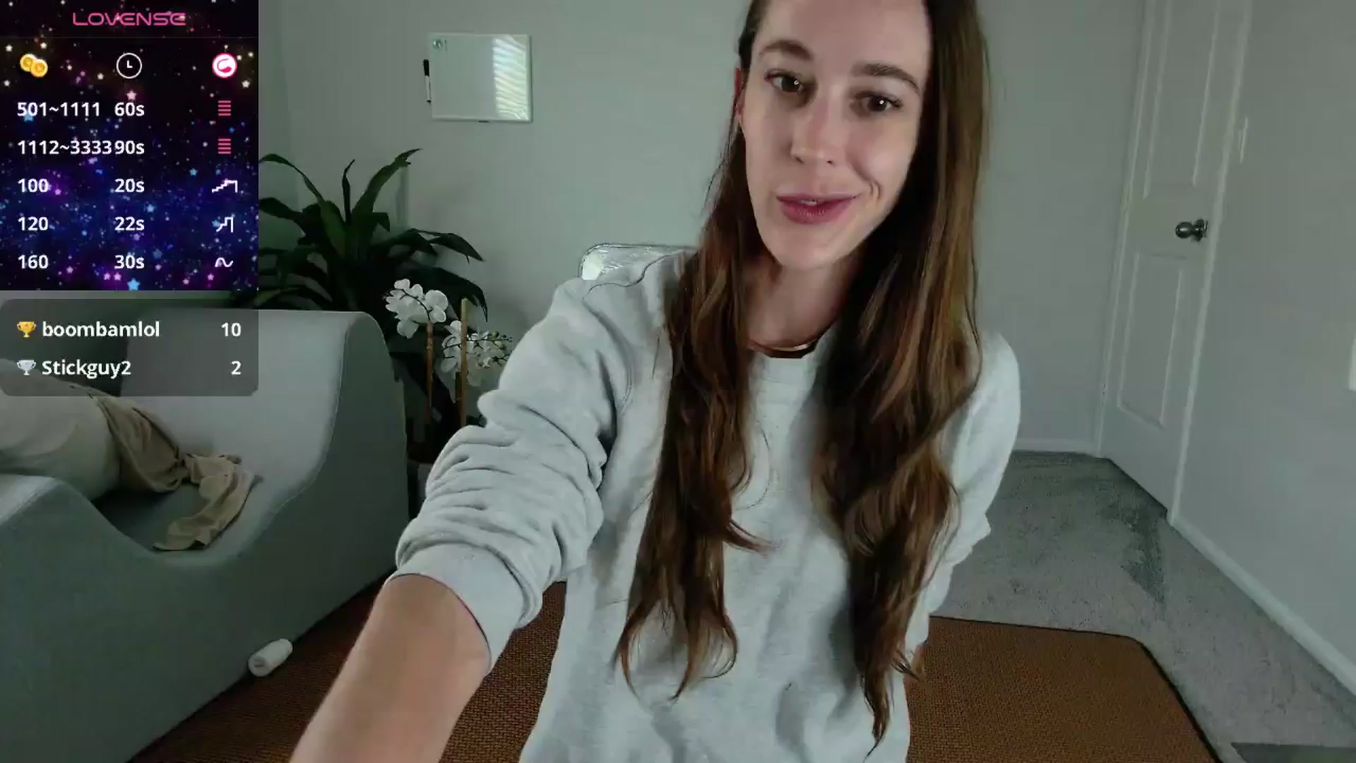 Gallery image thumbnail from tease4lisa's myfreecams stream on, 09/18/2024, 18:27 image 6 of 20
