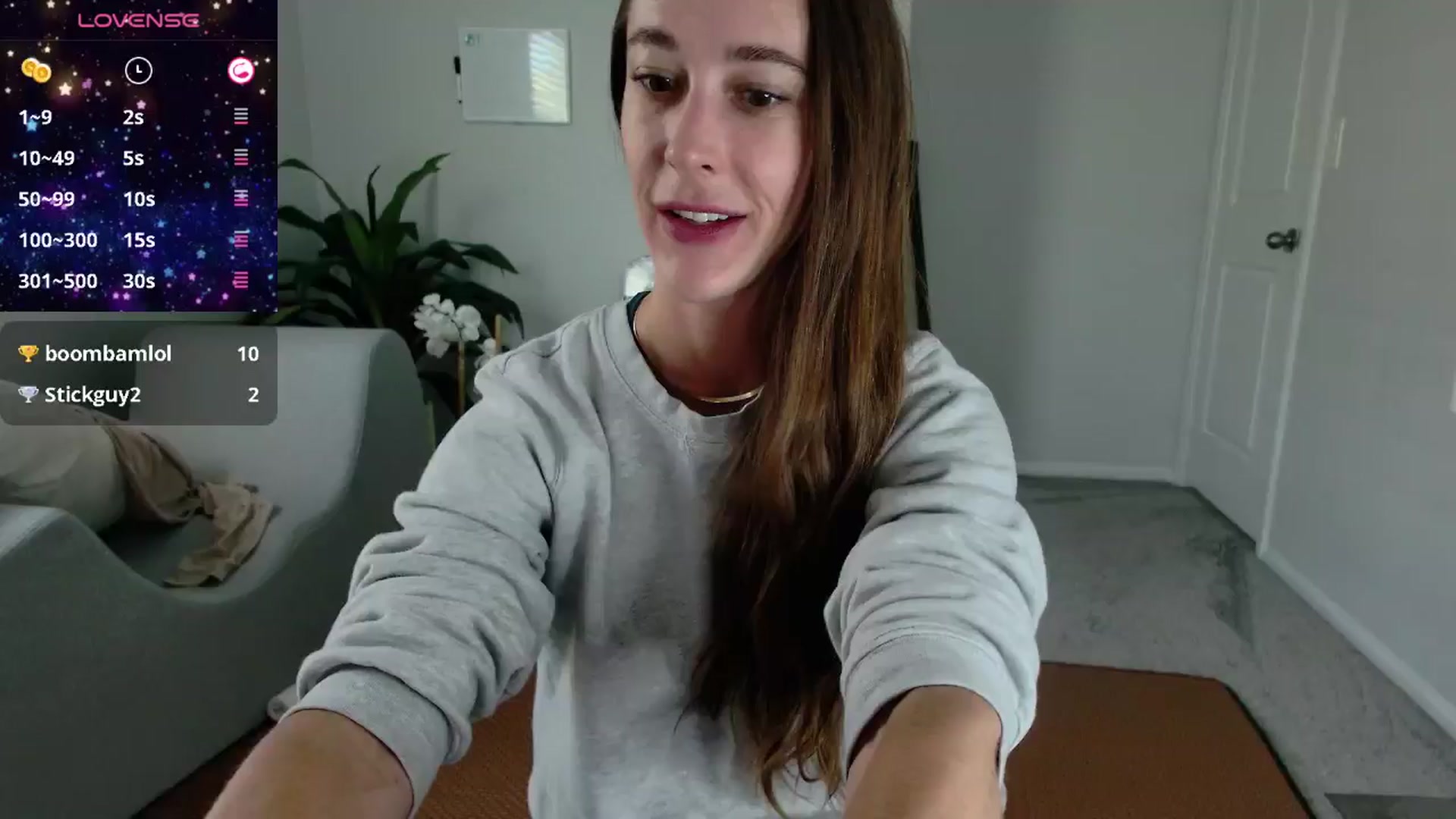 Gallery image thumbnail from tease4lisa's myfreecams stream on, 09/18/2024, 18:27 image 8 of 20