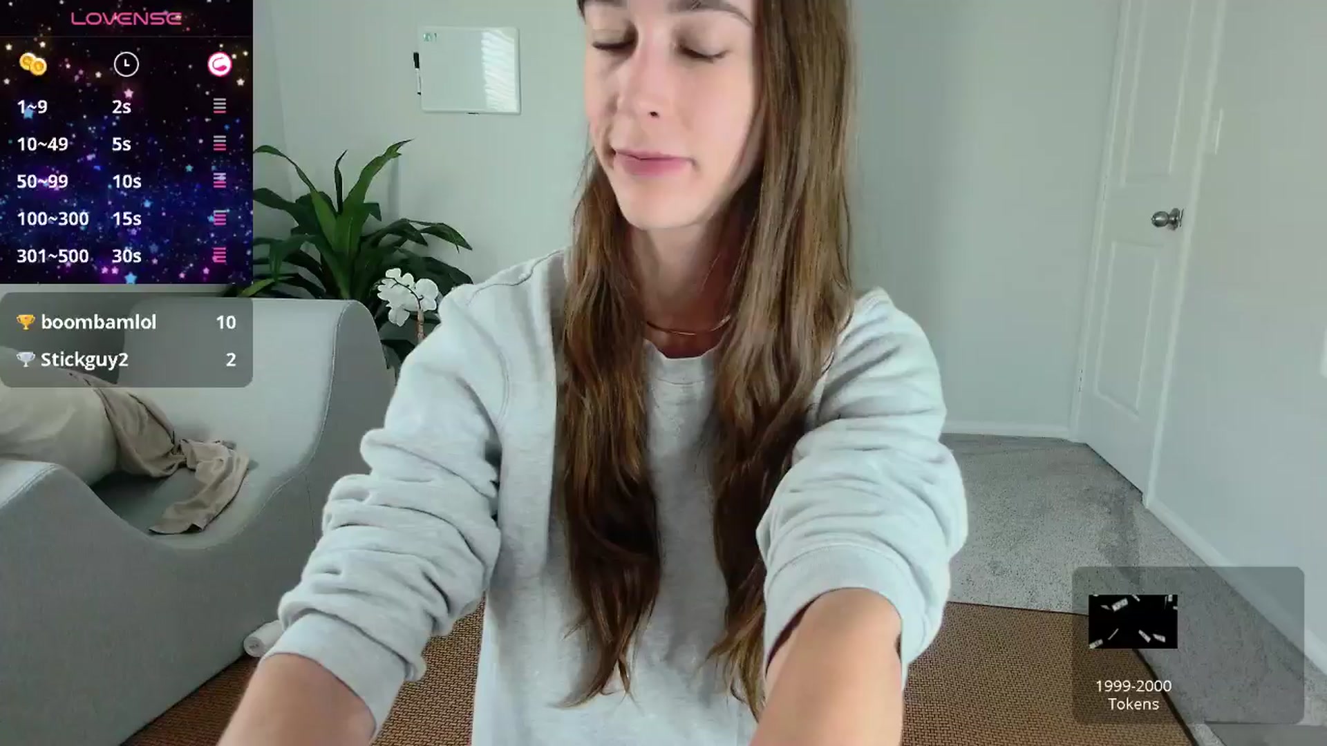 Gallery image thumbnail from tease4lisa's myfreecams stream on, 09/18/2024, 18:27 image 7 of 20