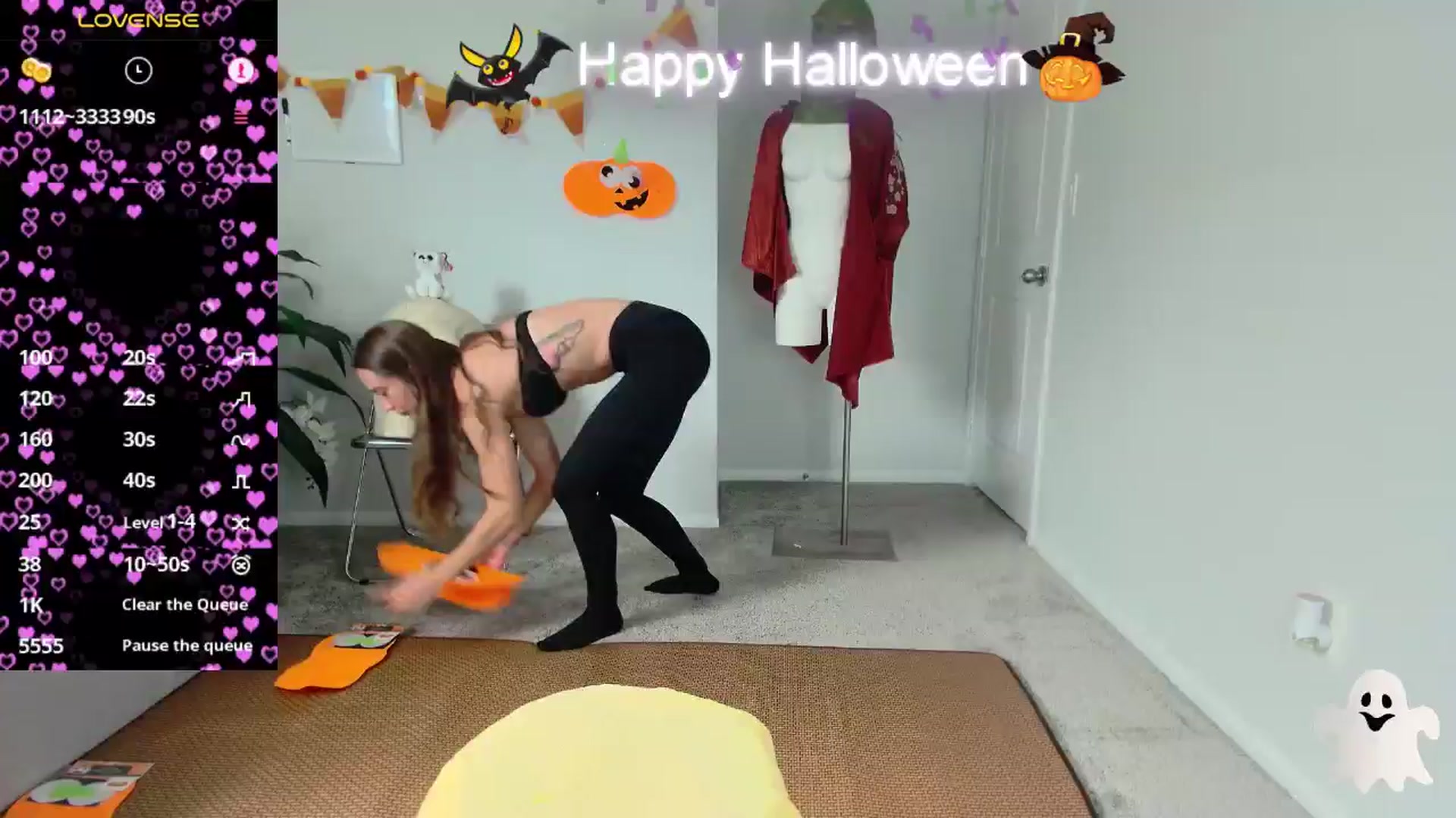 Gallery image thumbnail from tease4lisa's myfreecams stream on, 10/18/2024, 18:15 image 18 of 20