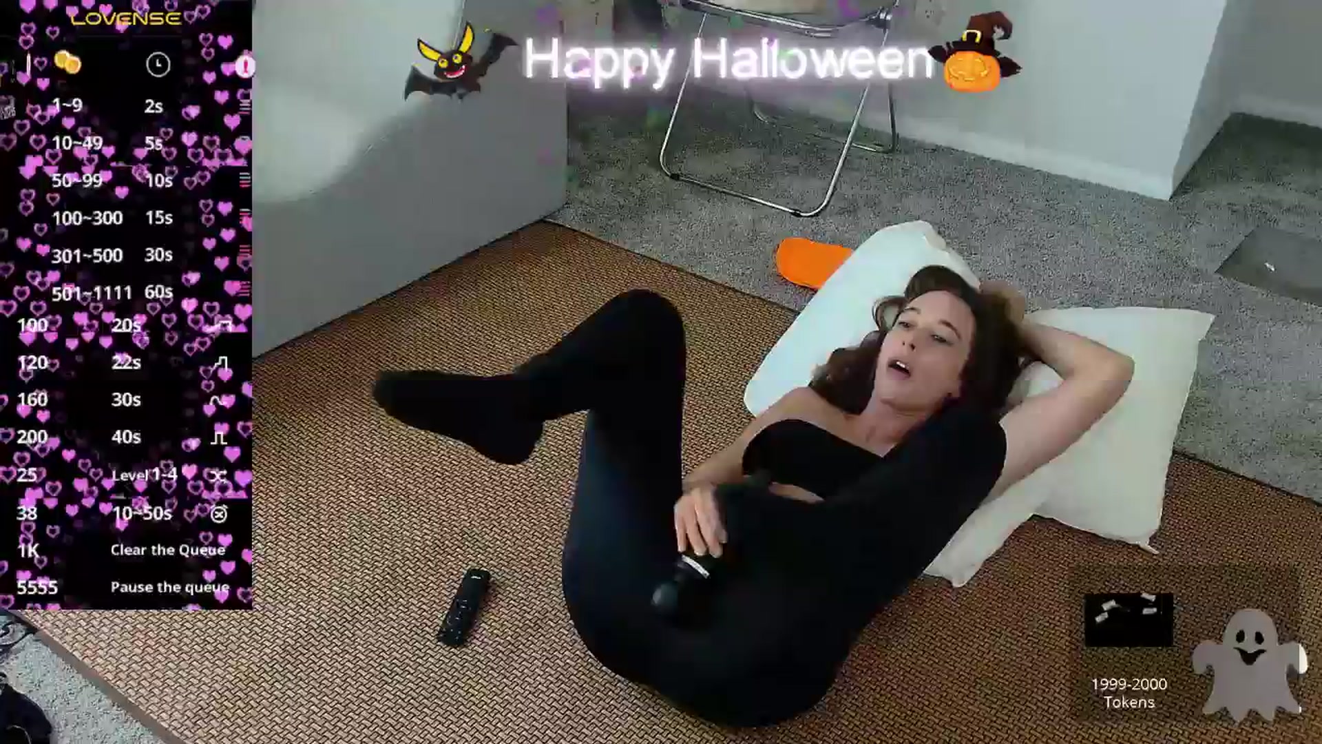 Gallery image thumbnail from tease4lisa's myfreecams stream on, 10/18/2024, 21:05 image 7 of 20