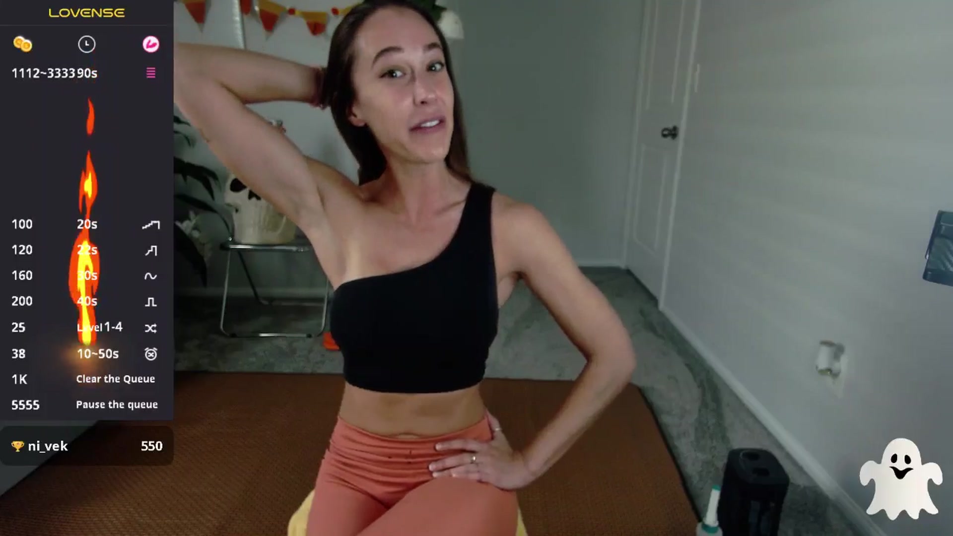 Gallery image thumbnail from tease4lisa's myfreecams stream on, 10/28/2024, 18:00 image 8 of 20