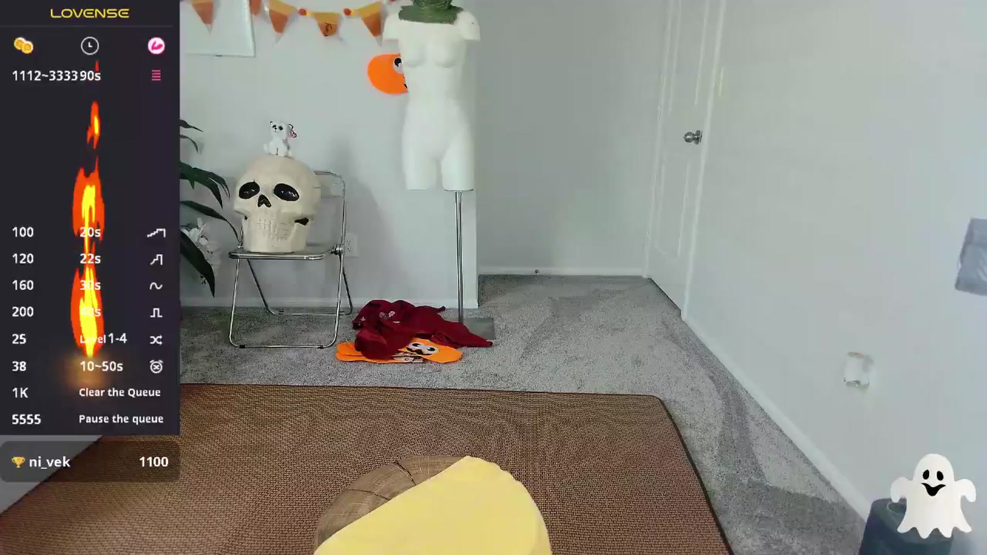 Gallery image thumbnail from tease4lisa's myfreecams stream on, 10/28/2024, 18:00 image 18 of 20