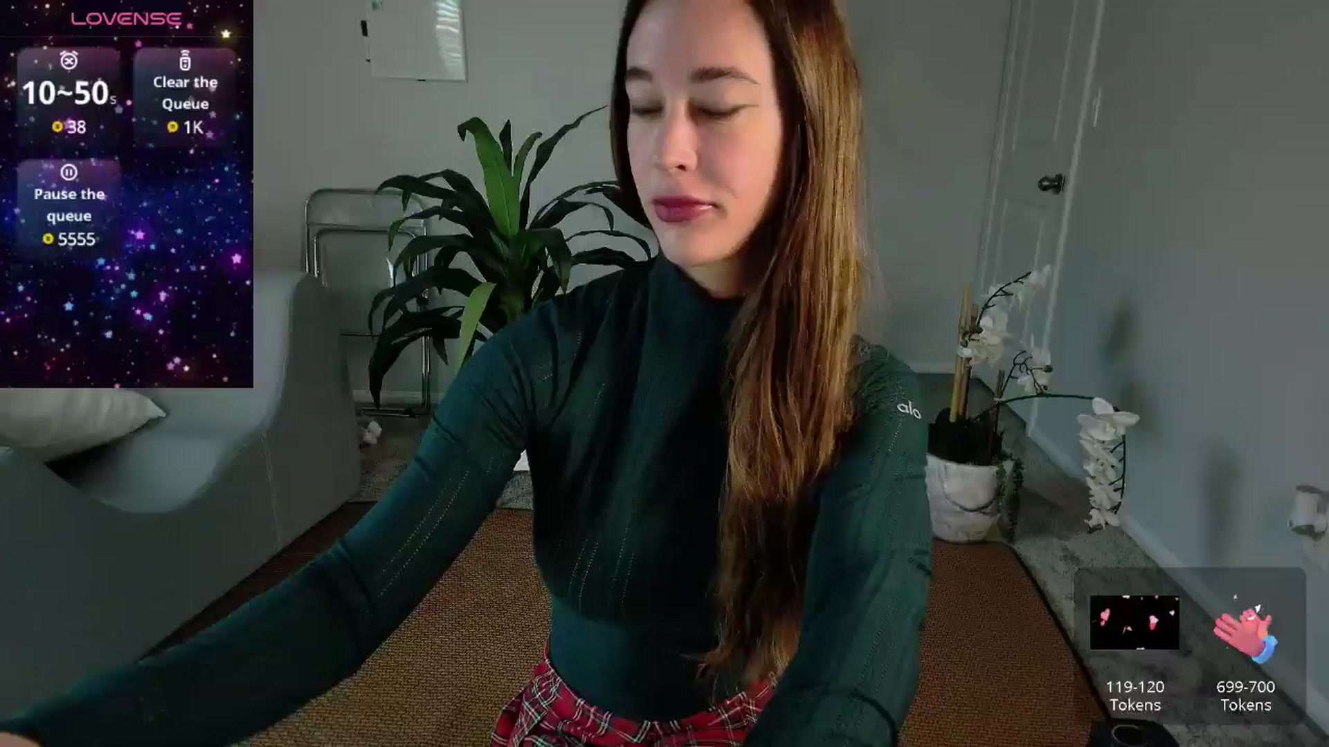 Gallery image thumbnail from tease4lisa's myfreecams stream on, 12/04/2024, 15:46 image 2 of 20