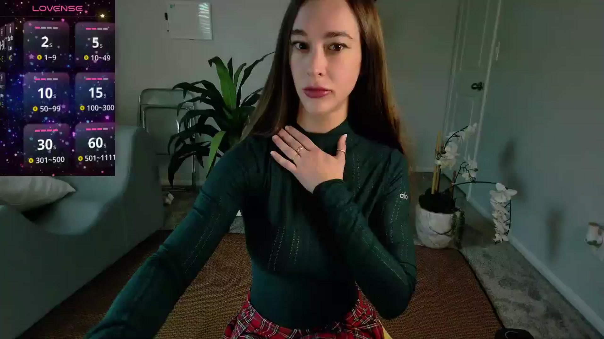 Gallery image thumbnail from tease4lisa's myfreecams stream on, 12/04/2024, 15:46 image 1 of 20