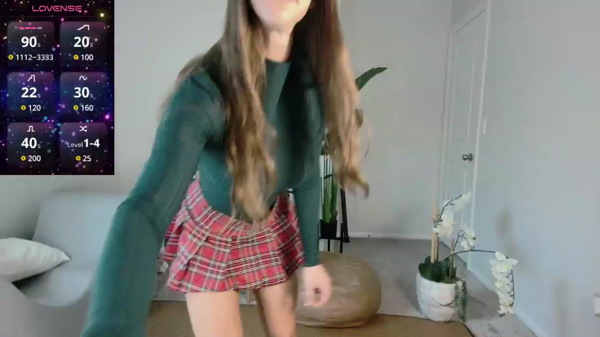Gallery image thumbnail from tease4lisa's myfreecams stream on, 12/04/2024, 15:46 image 3 of 20
