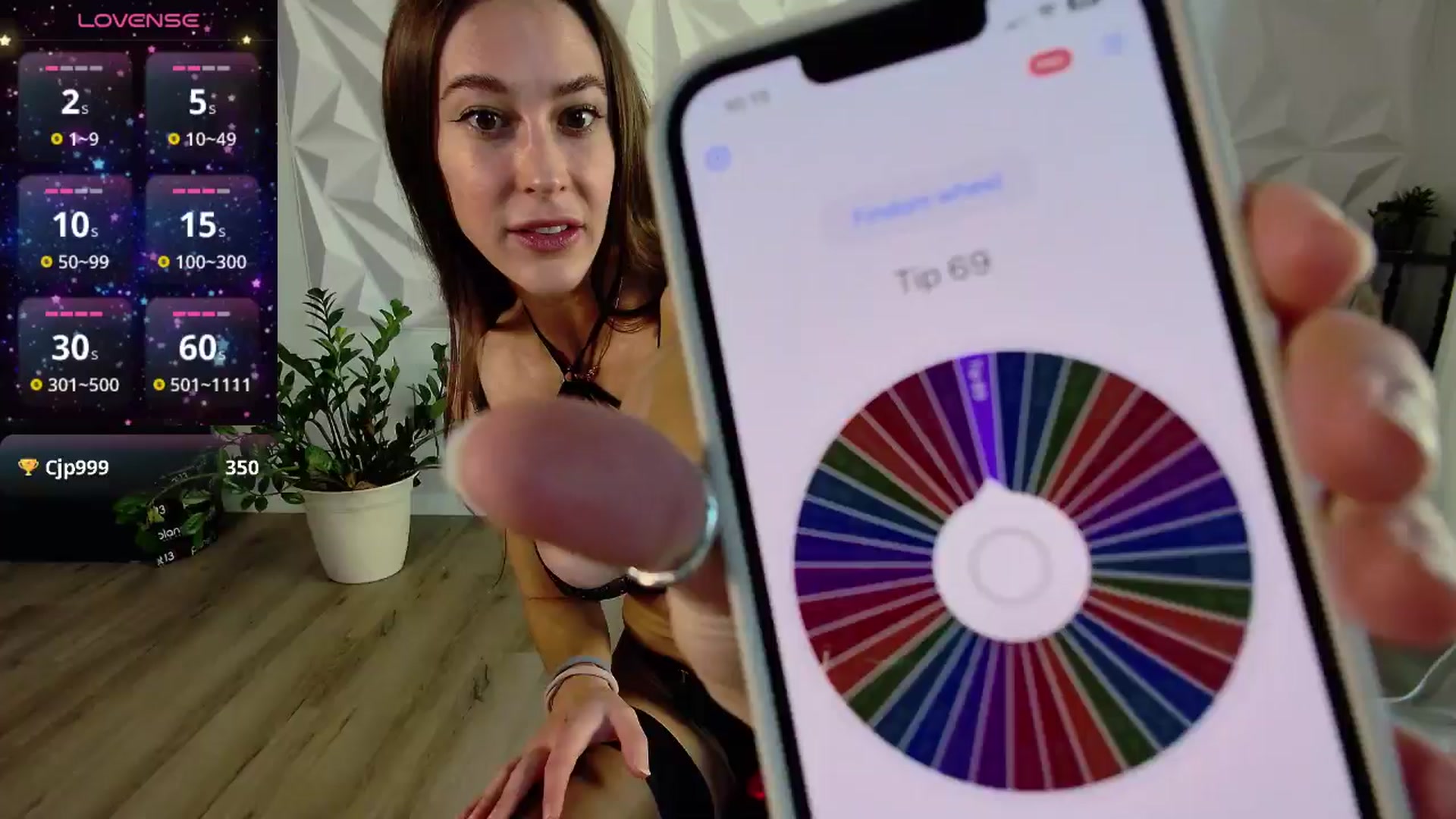 Gallery image thumbnail from tease4lisa's myfreecams stream on, 01/17/2025, 18:53 image 8 of 20