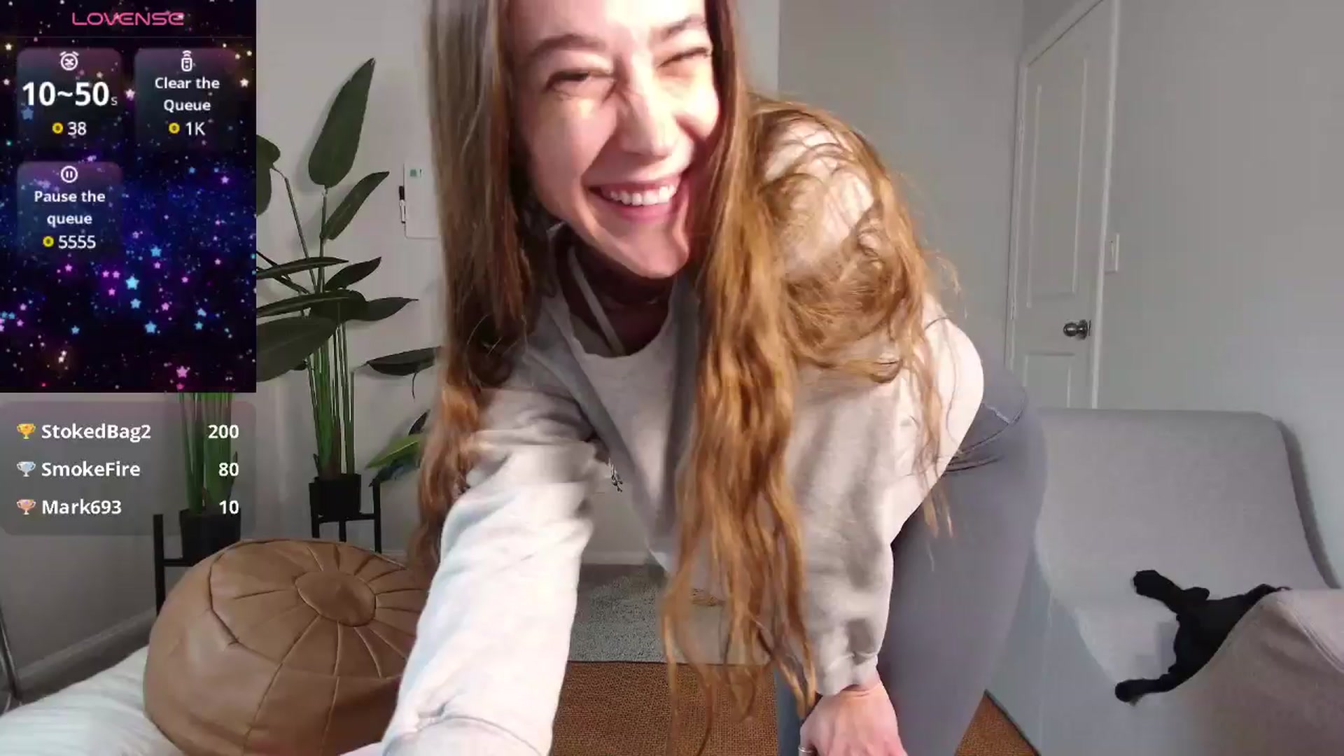 Gallery image thumbnail from tease4lisa's myfreecams stream on, 05/04/2025, 22:34 image 2 of 20