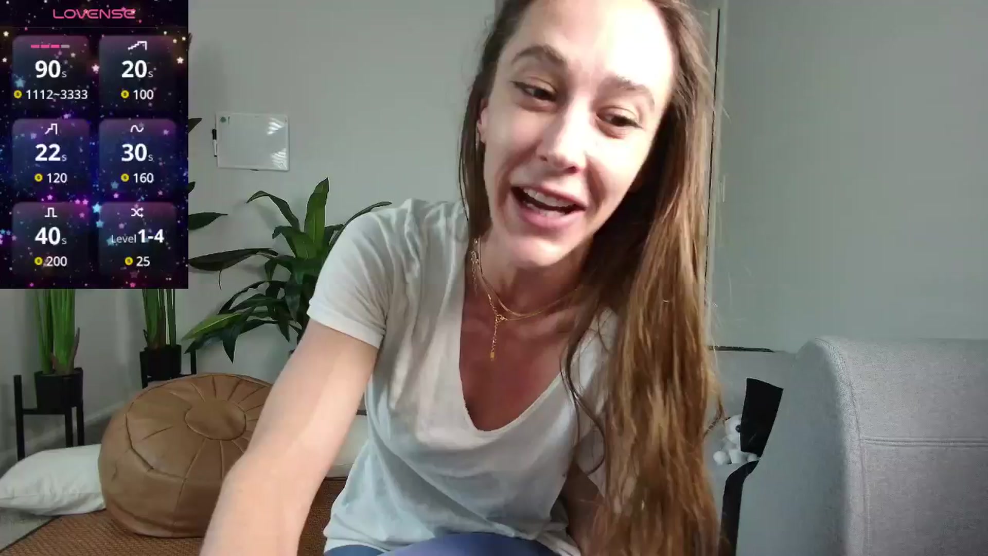Gallery image thumbnail from tease4lisa's myfreecams stream on, 05/20/2025, 20:22 image 7 of 20