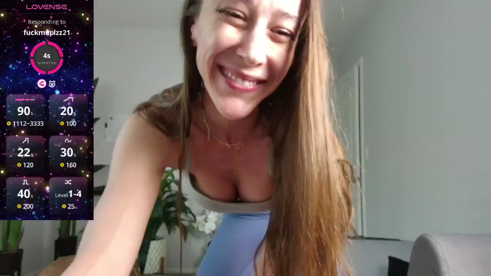 Gallery image thumbnail from tease4lisa's myfreecams stream on, 05/20/2025, 21:35 image 11 of 20
