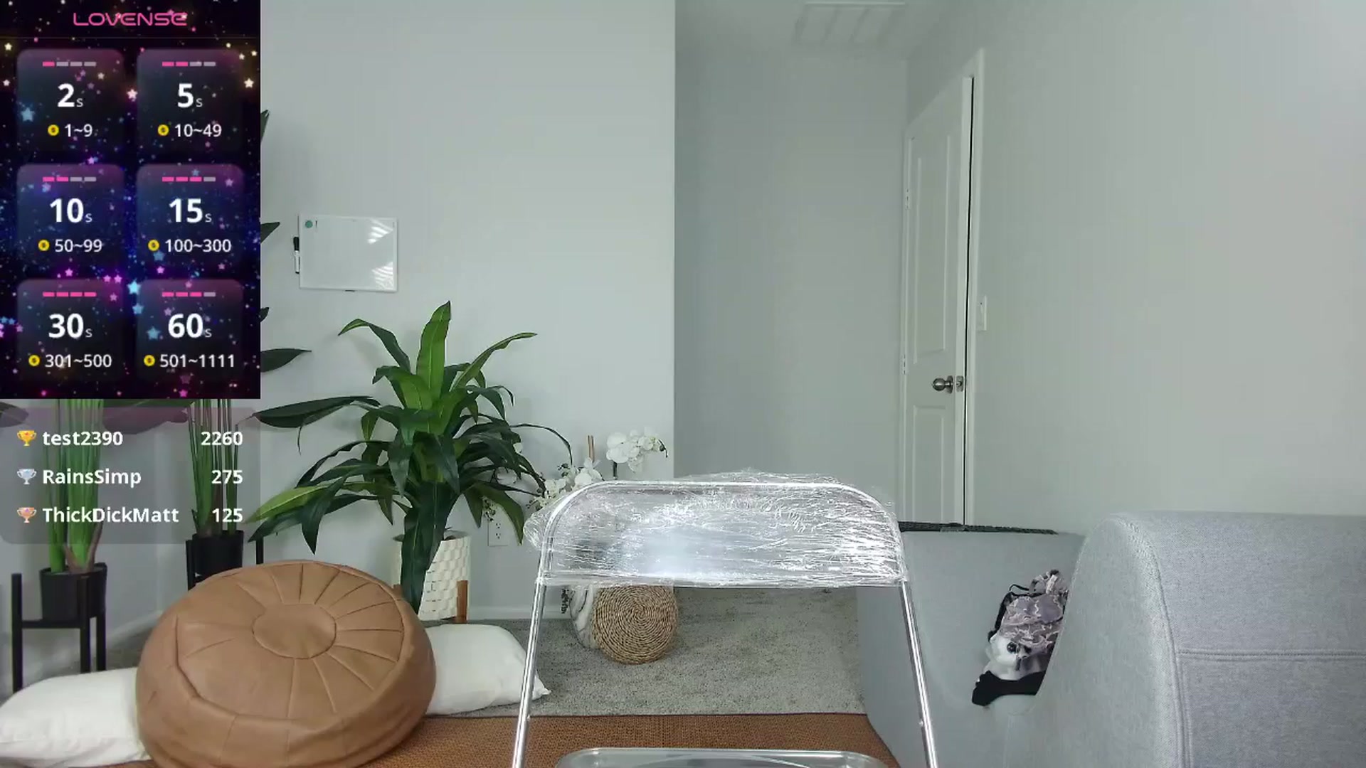 Gallery image thumbnail from tease4lisa's myfreecams stream on, 05/28/2025, 19:15 image 13 of 20