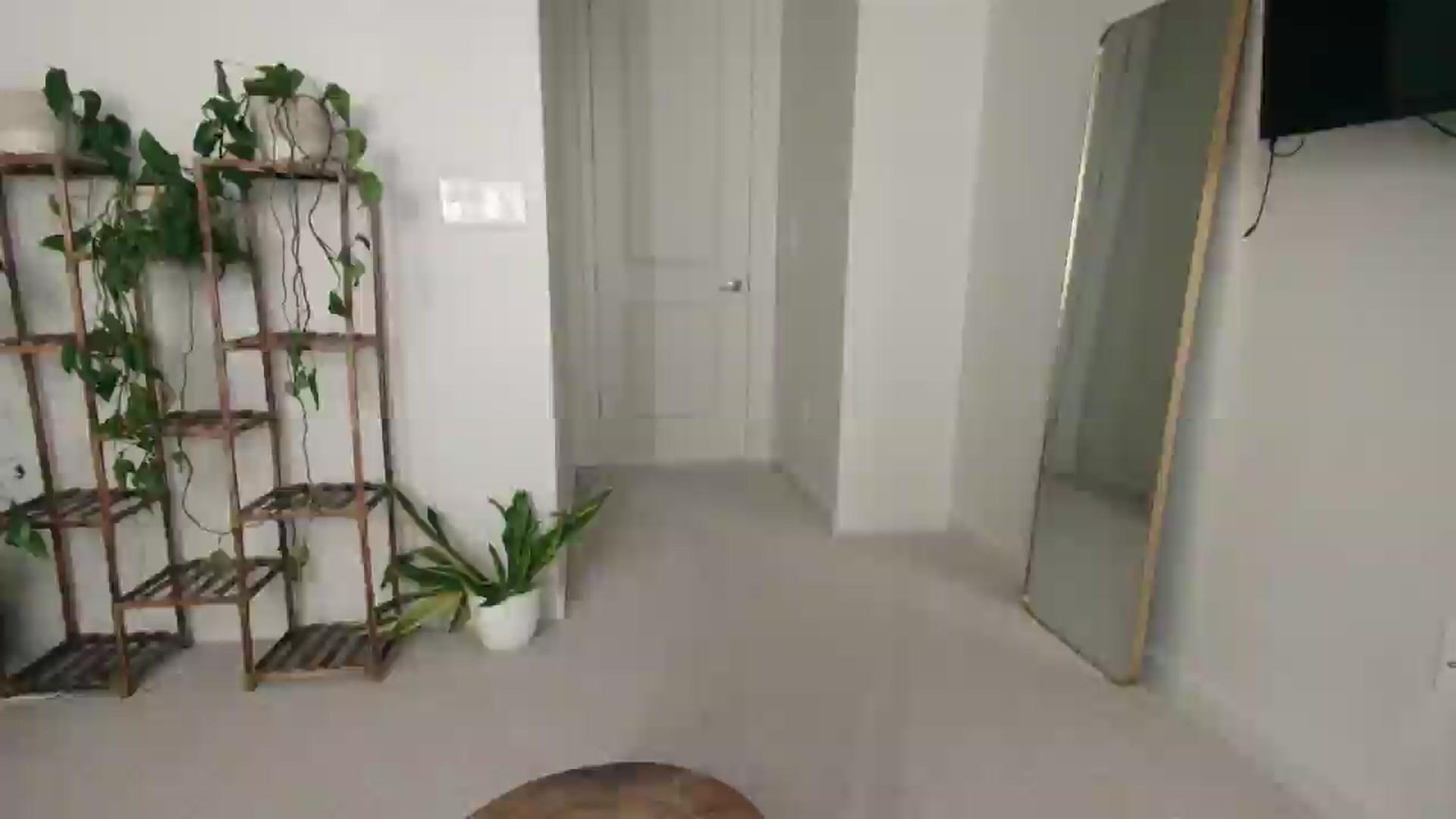 Gallery image thumbnail from tease4lisa's myfreecams stream on, 01/09/2026, 22:24 image 9 of 20