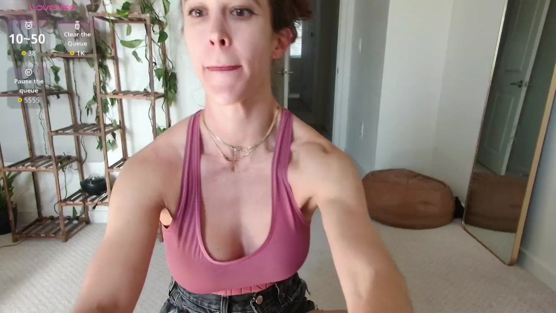 Gallery image thumbnail from tease4lisa's myfreecams stream on, 02/04/2026, 21:22 image 2 of 20