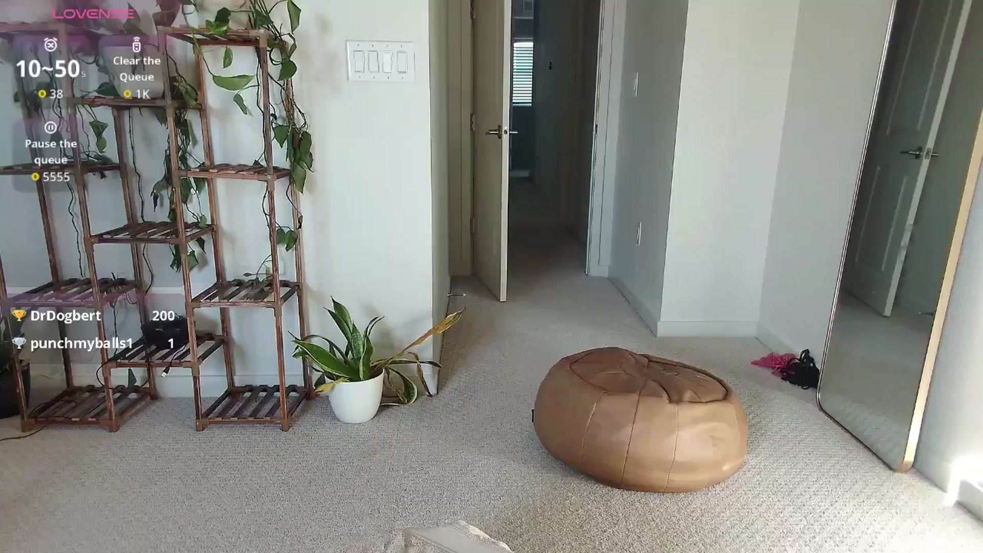 Gallery image thumbnail from tease4lisa's myfreecams stream on, 02/05/2026, 24:01 image 6 of 20