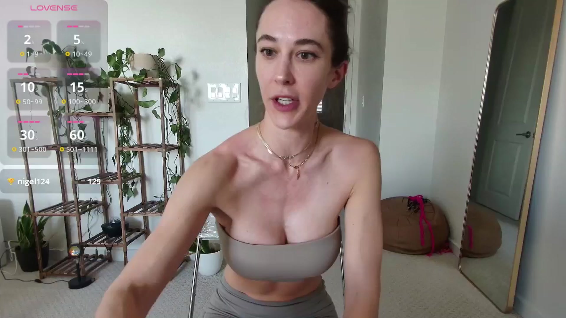 Gallery image thumbnail from tease4lisa's myfreecams stream on, 02/17/2026, 21:37 image 2 of 20
