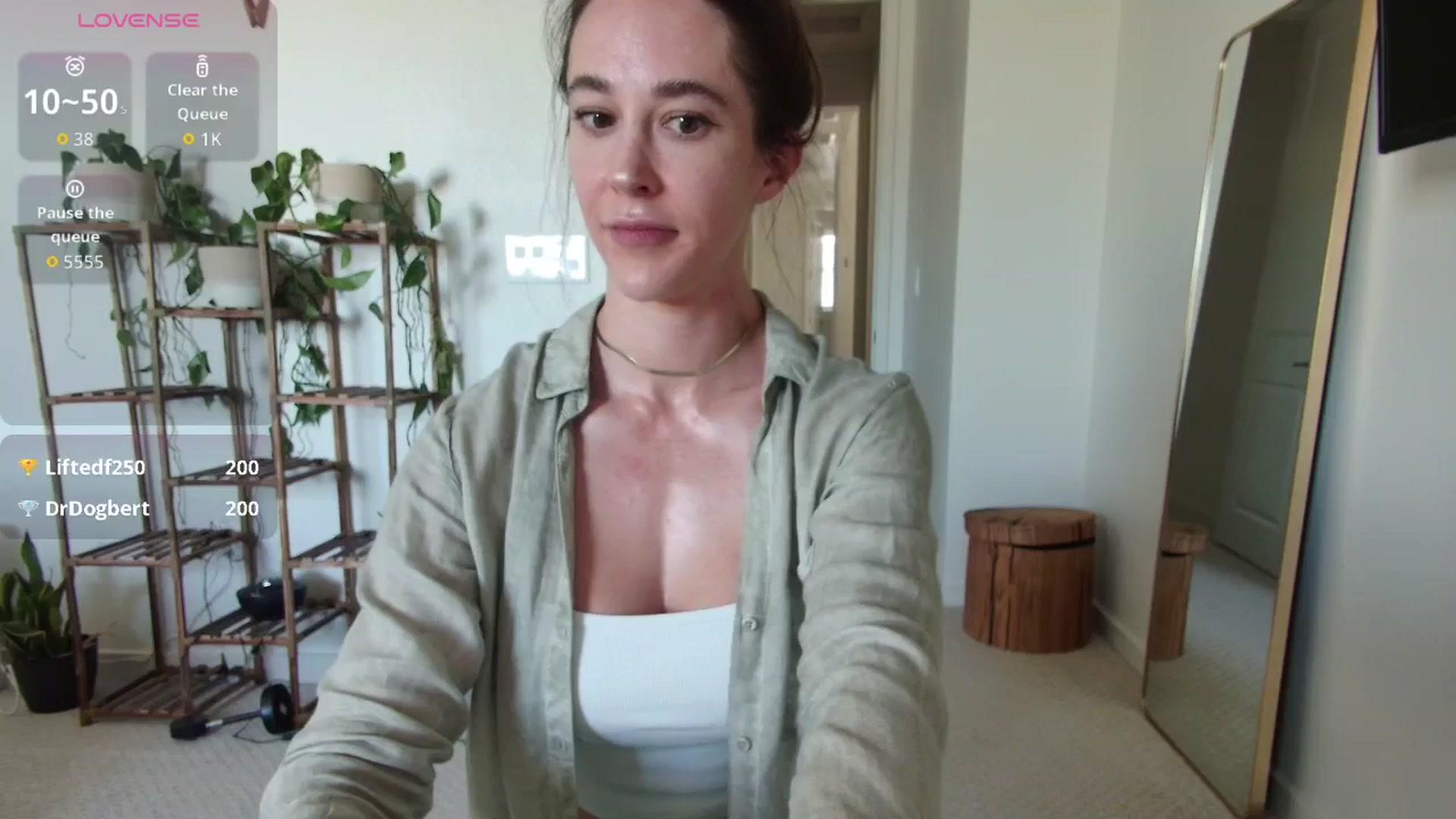 Gallery image thumbnail from tease4lisa's myfreecams stream on, 03/17/2026, 18:30 image 4 of 20