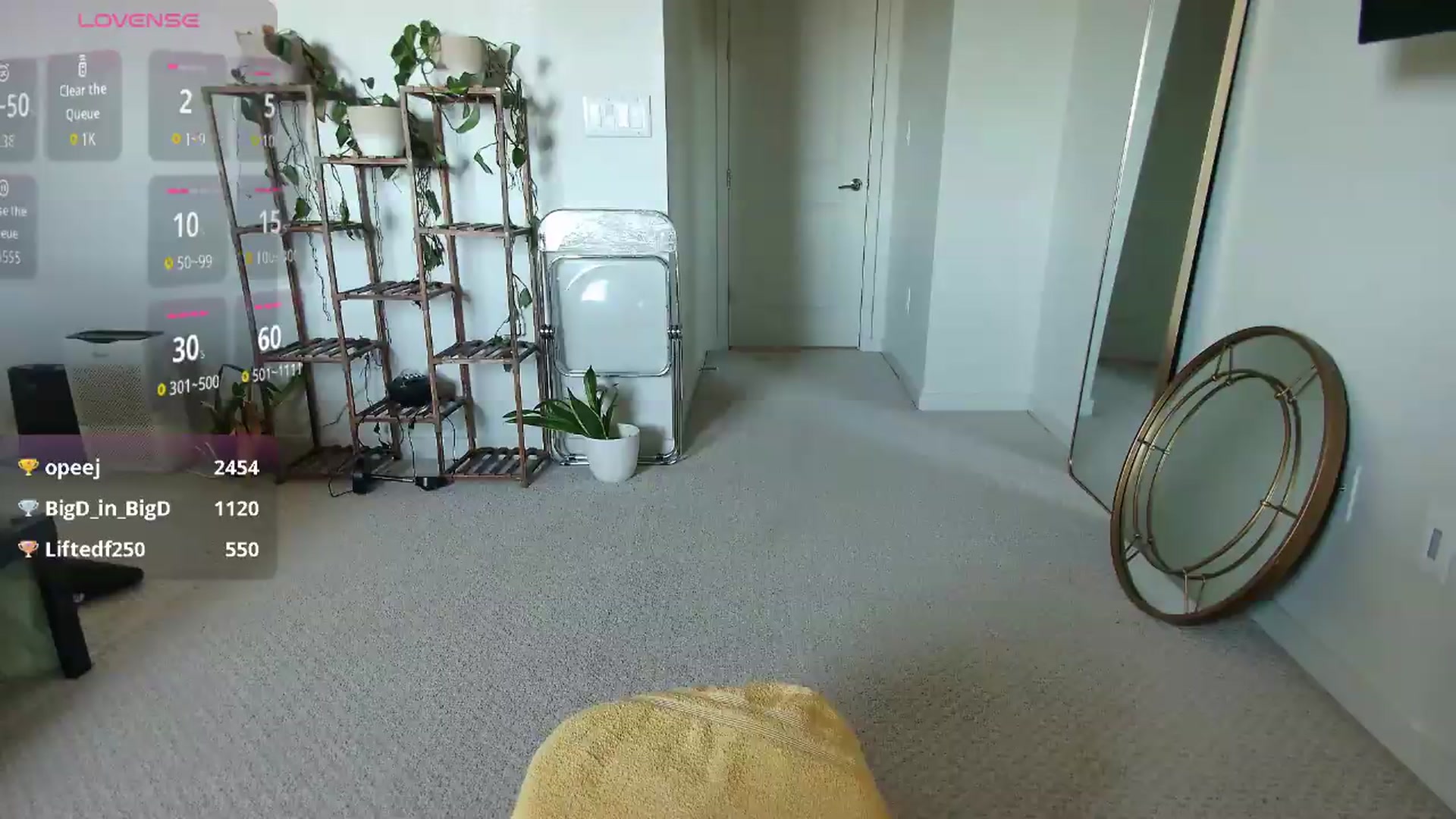 Gallery image thumbnail from tease4lisa's myfreecams stream on, 05/19/2026, 22:38 image 3 of 20