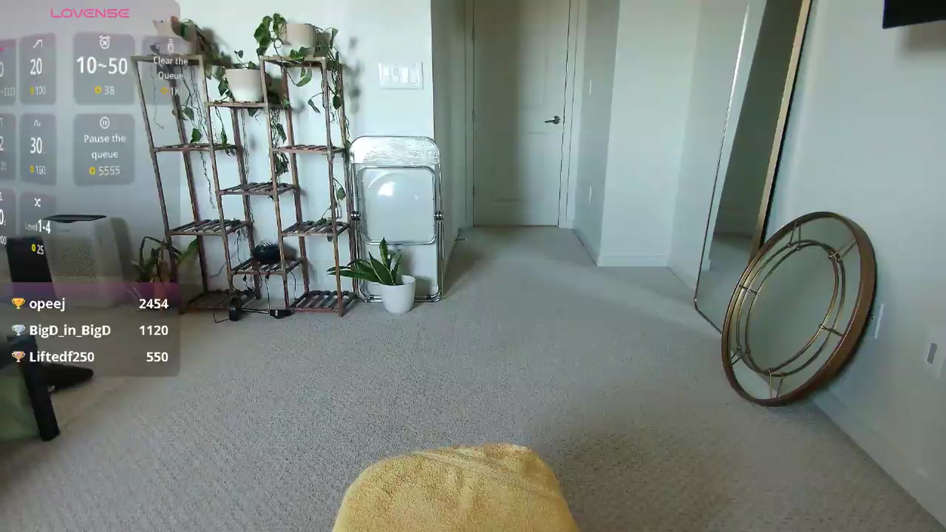 Gallery image thumbnail from tease4lisa's myfreecams stream on, 05/19/2026, 22:38 image 4 of 20