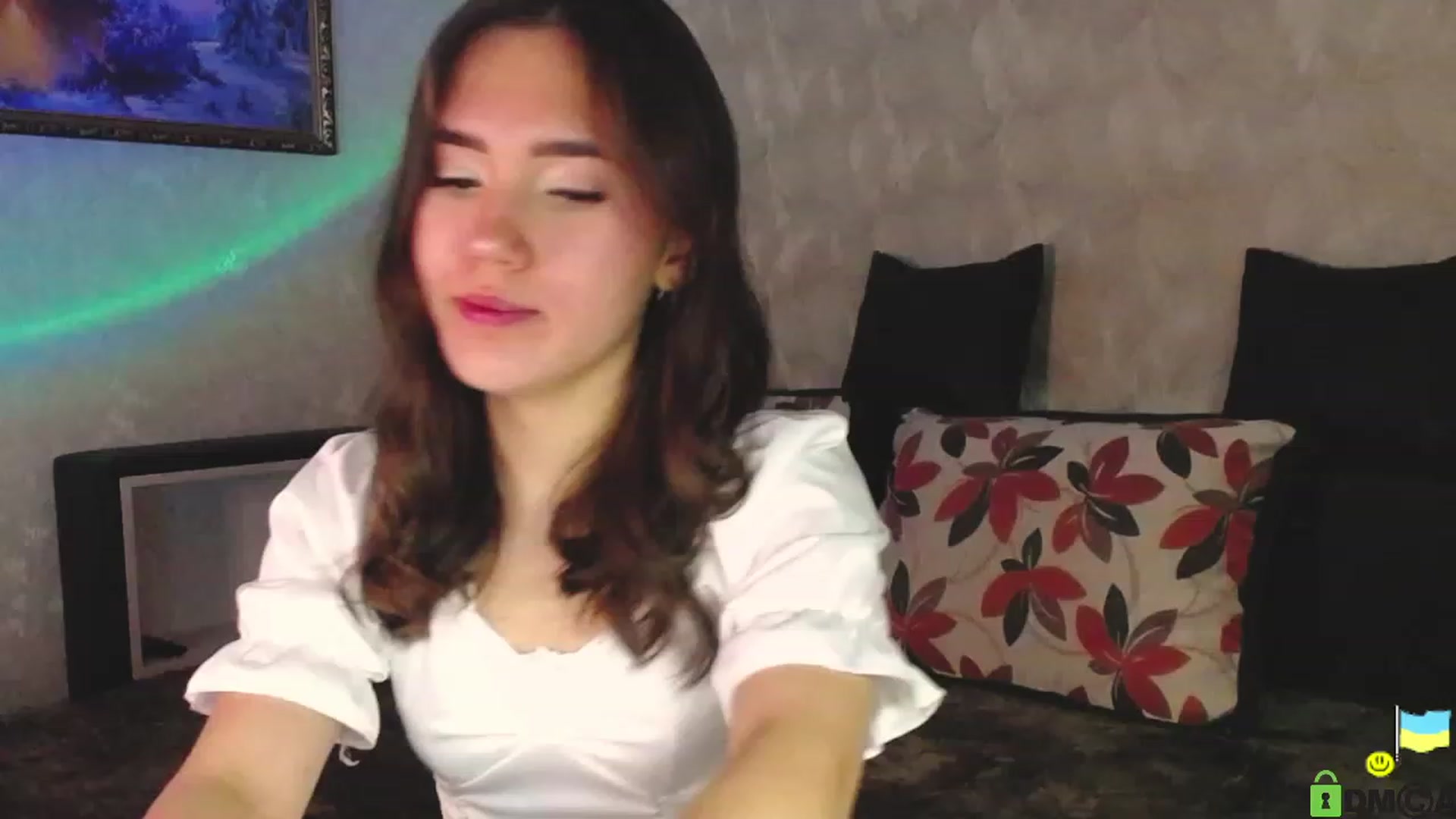 Gallery image thumbnail from tenderlyPoli's myfreecams stream on, 11/27/2022, 15:14 image 18 of 20