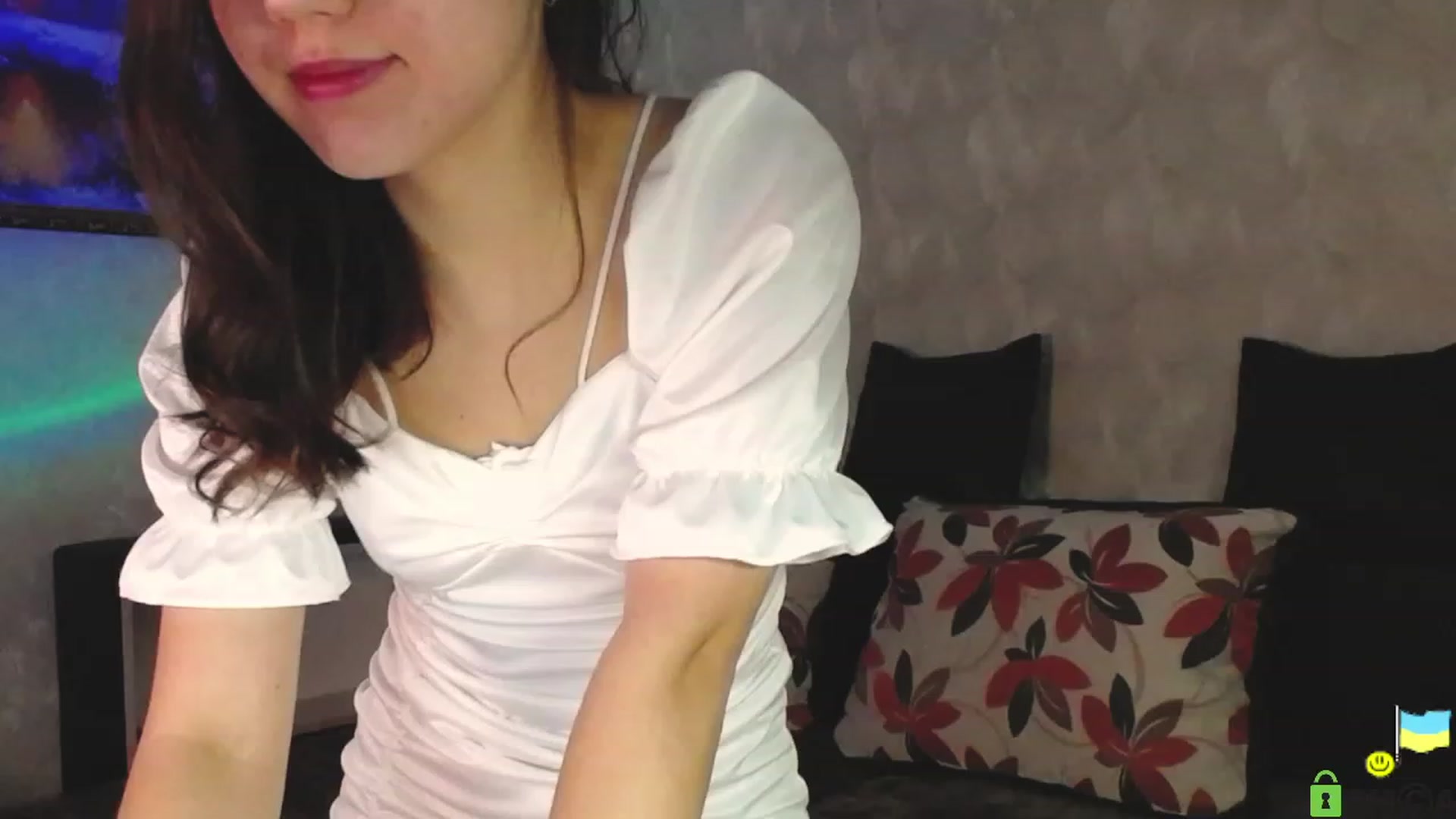 Gallery image thumbnail from tenderlyPoli's myfreecams stream on, 11/27/2022, 15:14 image 1 of 20
