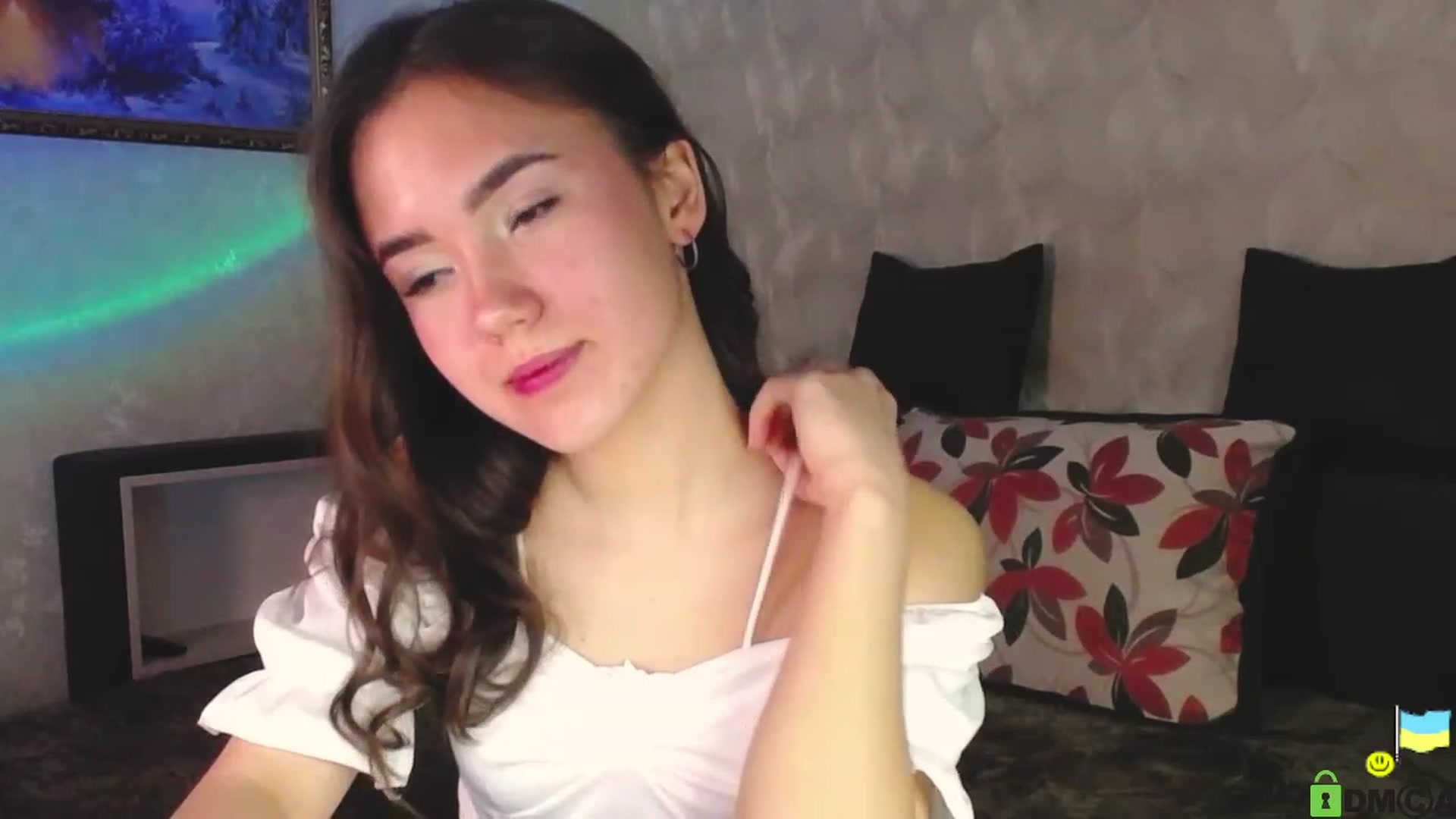 Gallery image thumbnail from tenderlyPoli's myfreecams stream on, 11/27/2022, 15:45 image 6 of 20