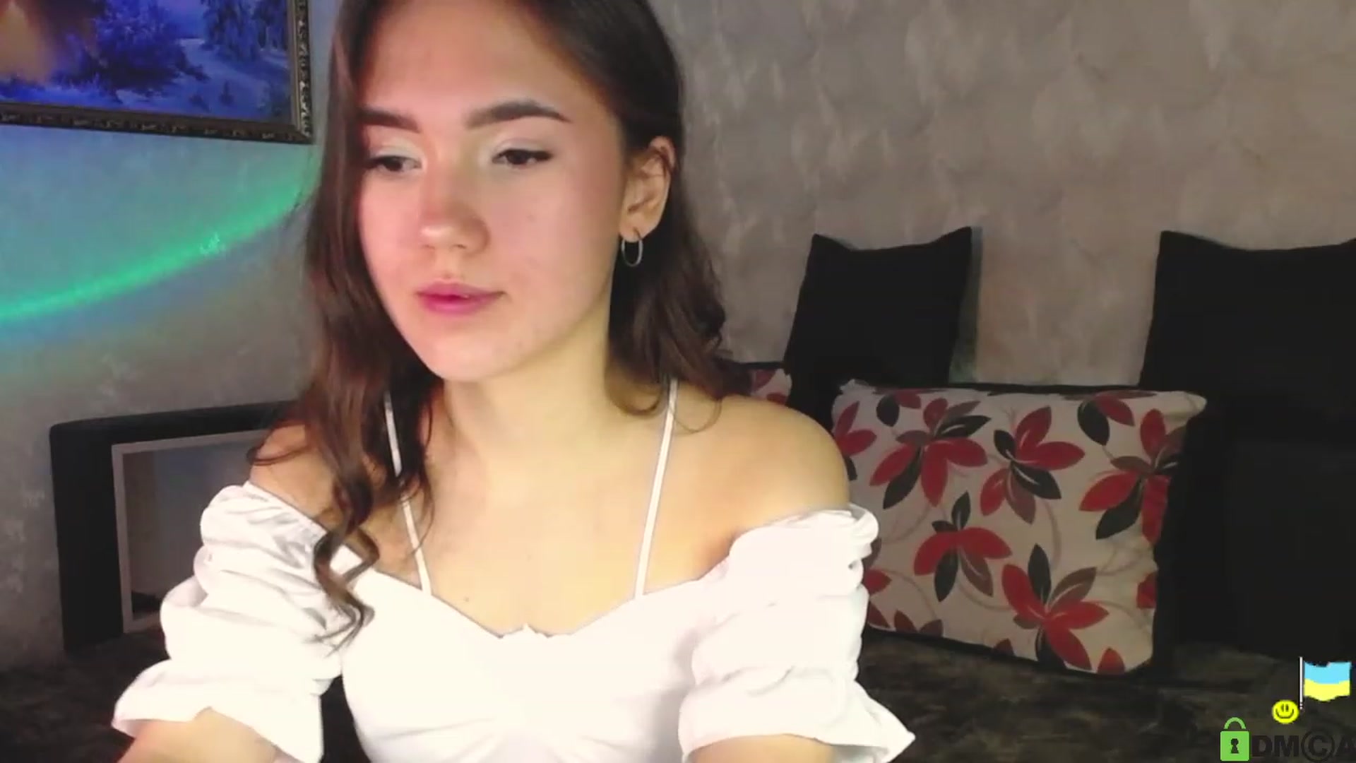 Gallery image thumbnail from tenderlyPoli's myfreecams stream on, 11/27/2022, 15:45 image 14 of 20