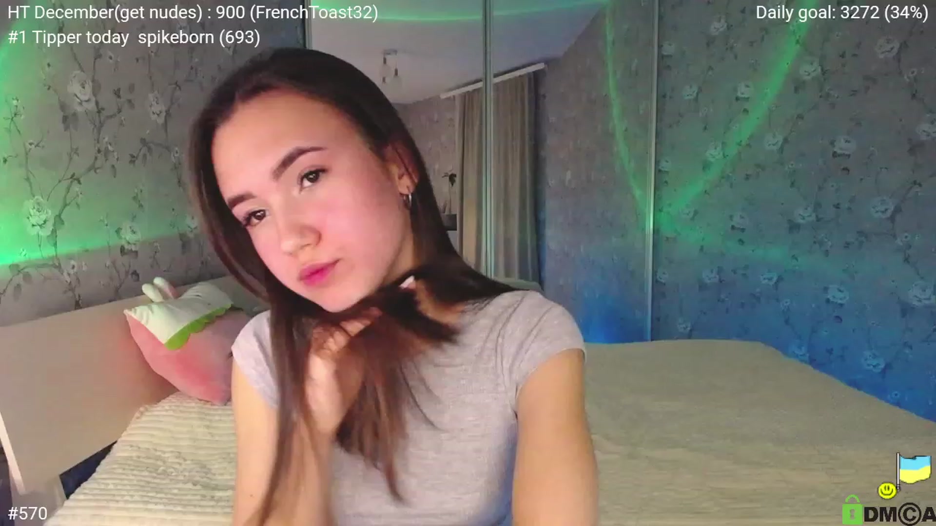 Gallery image thumbnail from tenderlyPoli's myfreecams stream on, 12/04/2022, 17:52 image 15 of 20