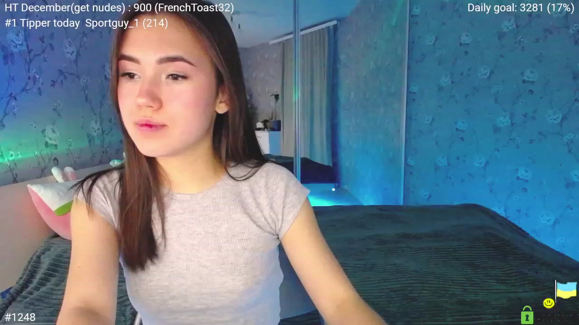Gallery image thumbnail from tenderlyPoli's myfreecams stream on, 12/15/2022, 18:23 image 9 of 20