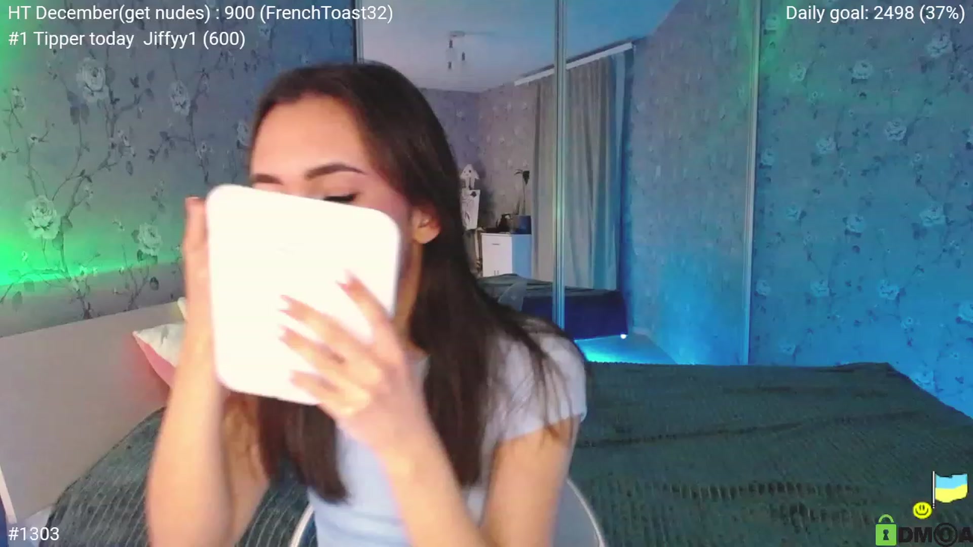 Gallery image thumbnail from tenderlyPoli's myfreecams stream on, 12/16/2022, 19:37 image 14 of 20
