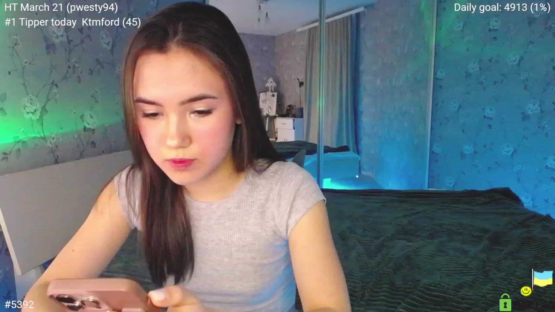 Gallery image thumbnail from tenderlyPoli's myfreecams stream on, 03/02/2023, 21:51 image 14 of 20